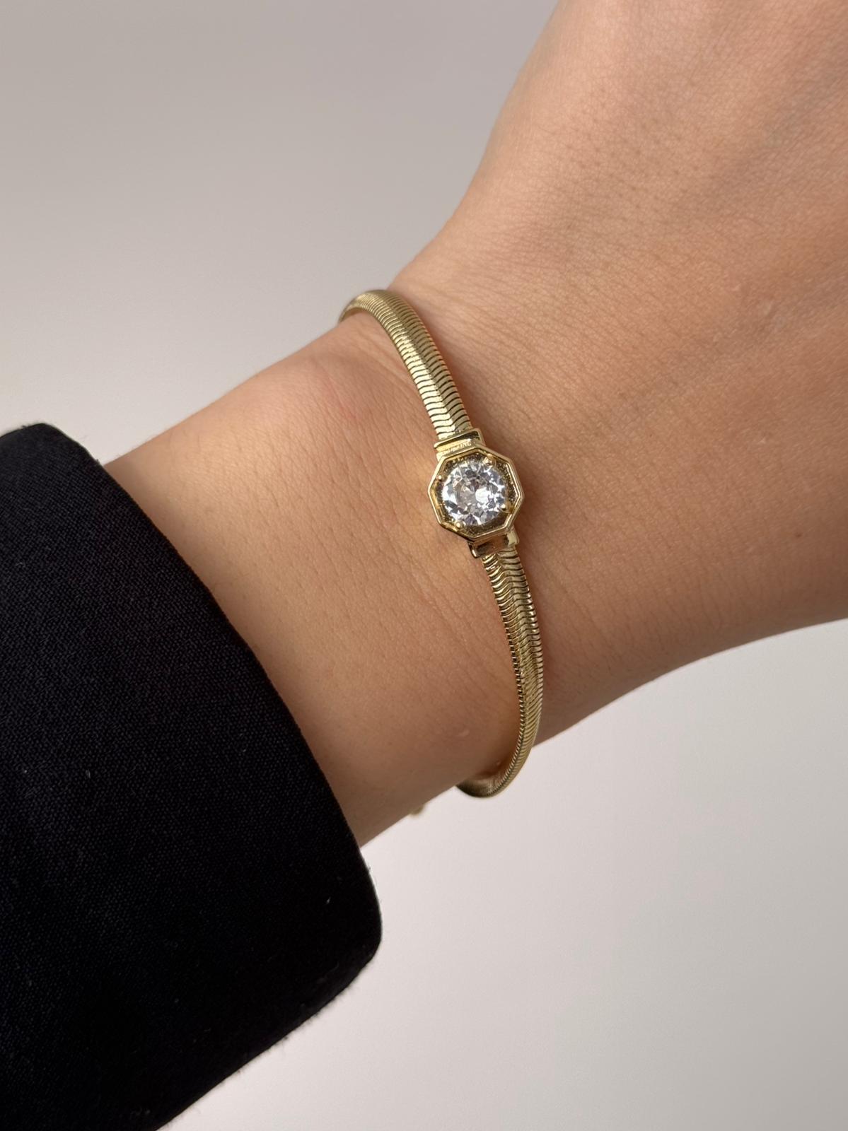 Fishbone Single Stone Bracelet