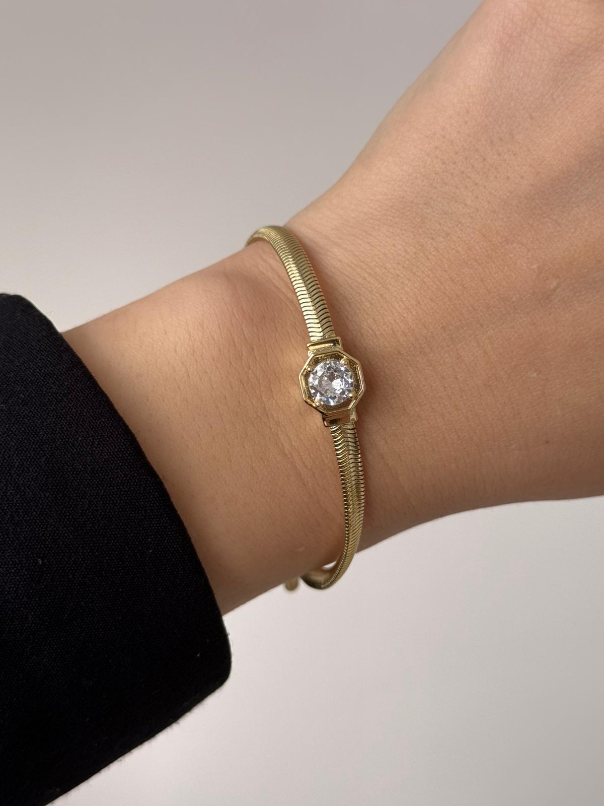 Fishbone Single Stone Bracelet