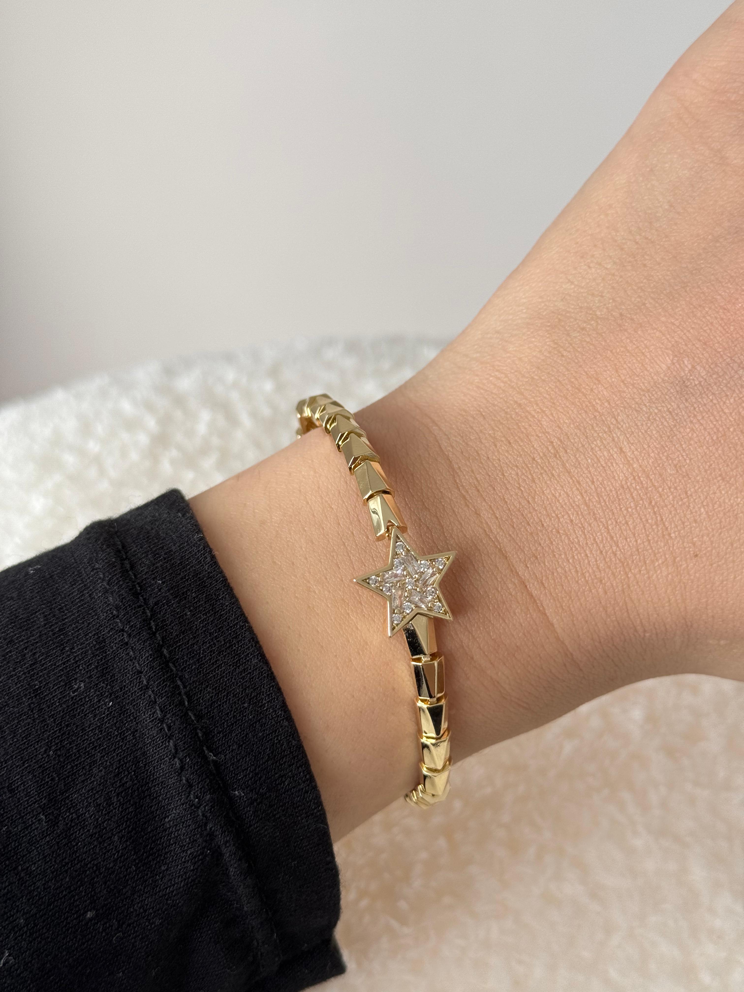 VIP Seri Yıldız Taşlı Çelik Bileklik – Gold