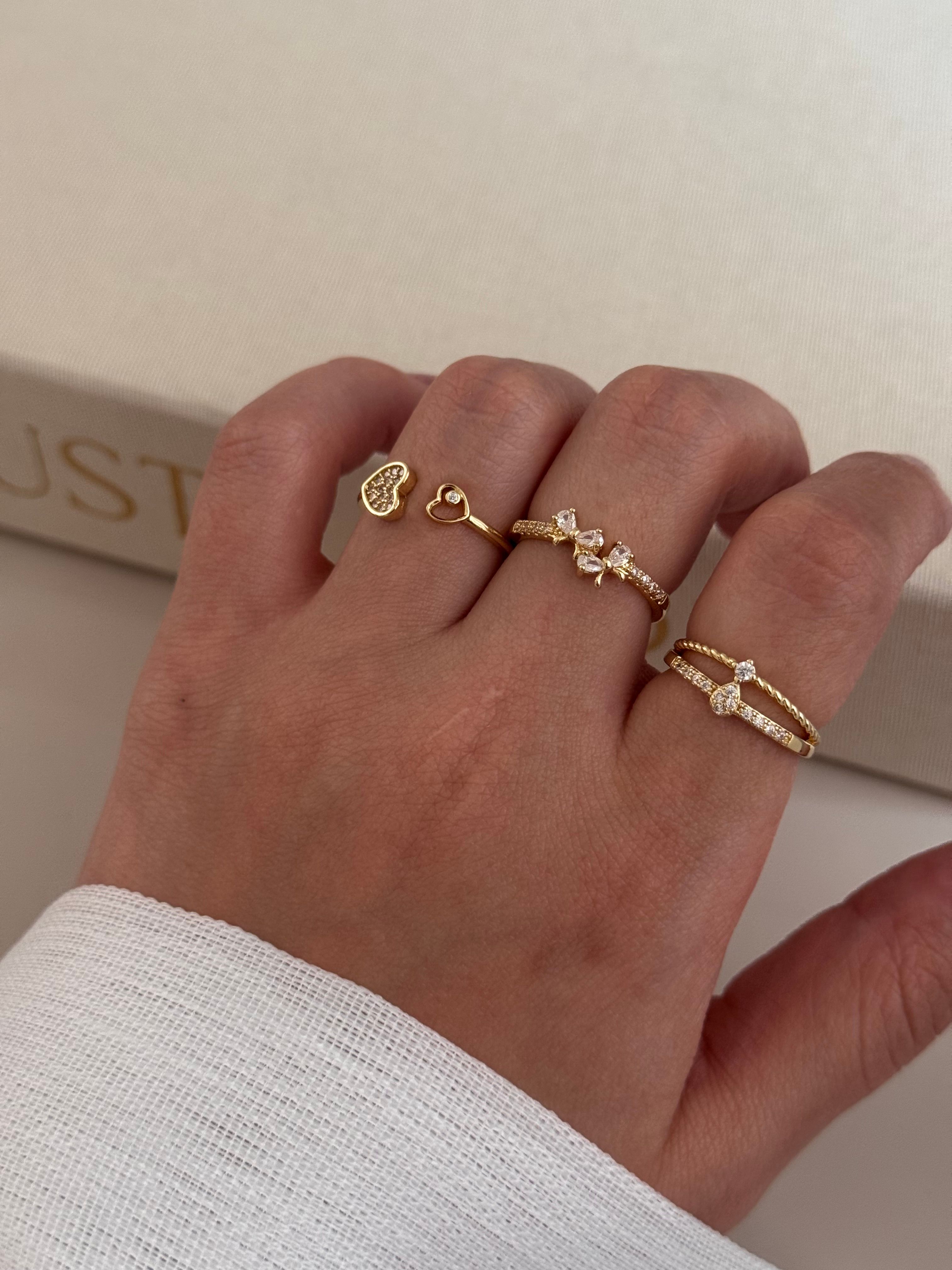 3’lü Ayarlanabilir Gold Yüzük Seti – Kalp ve Taş Detaylı
