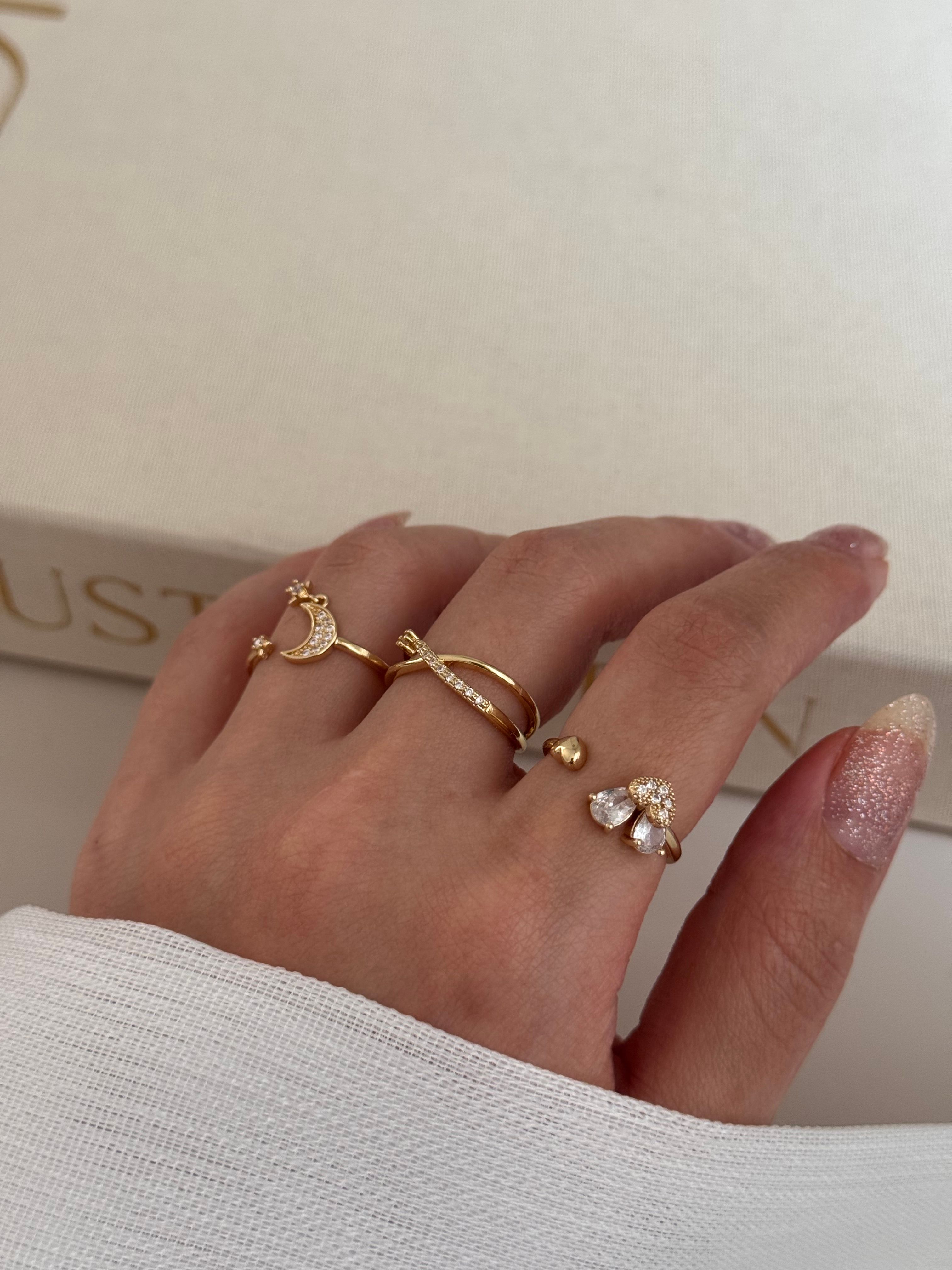 3’lü Ayarlanabilir Gold Yüzük Seti – Ay Yıldız, Minimal Kalp ve Damla Taşlı