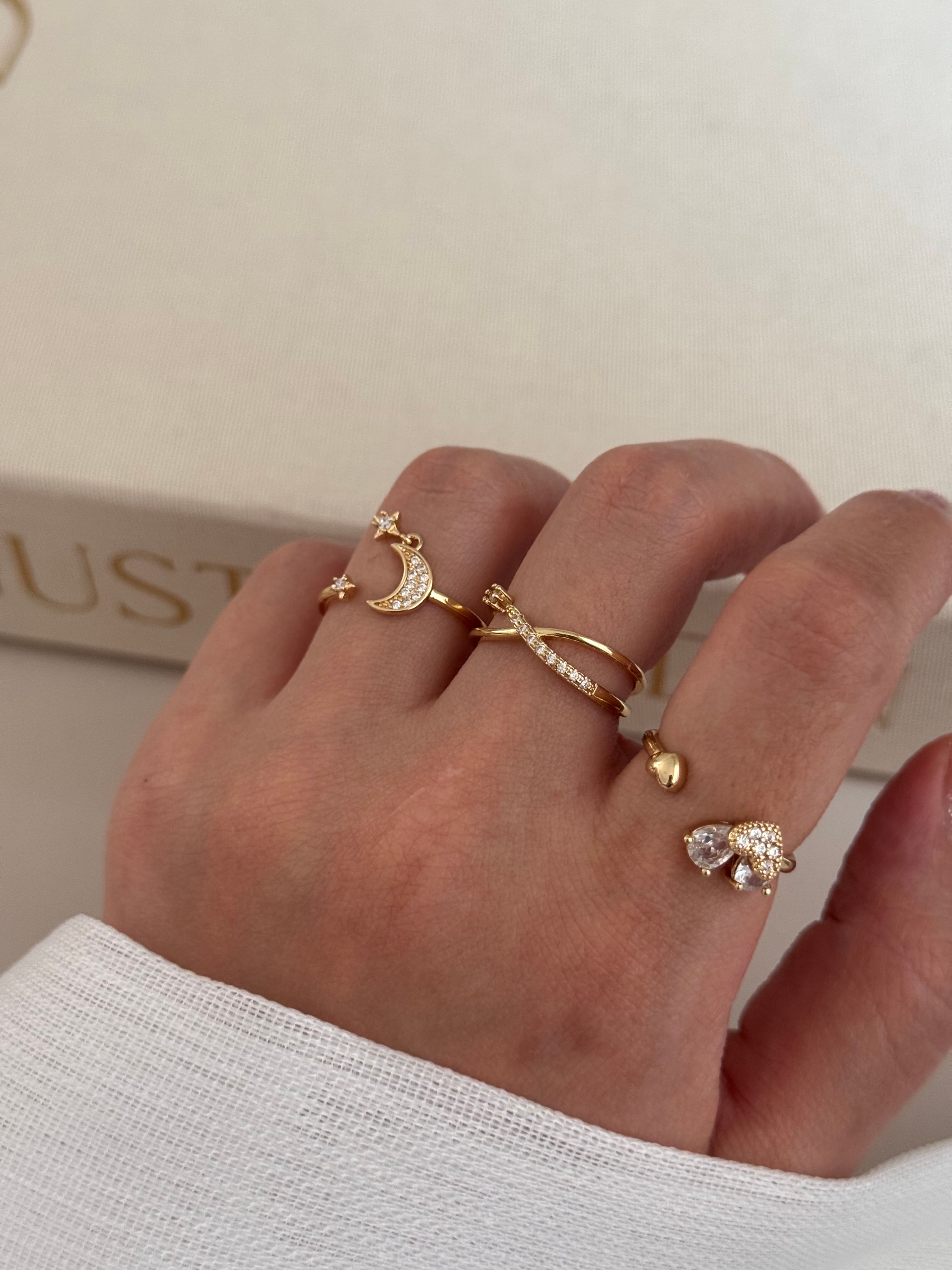 3’lü Ayarlanabilir Gold Yüzük Seti – Ay Yıldız, Minimal Kalp ve Damla Taşlı