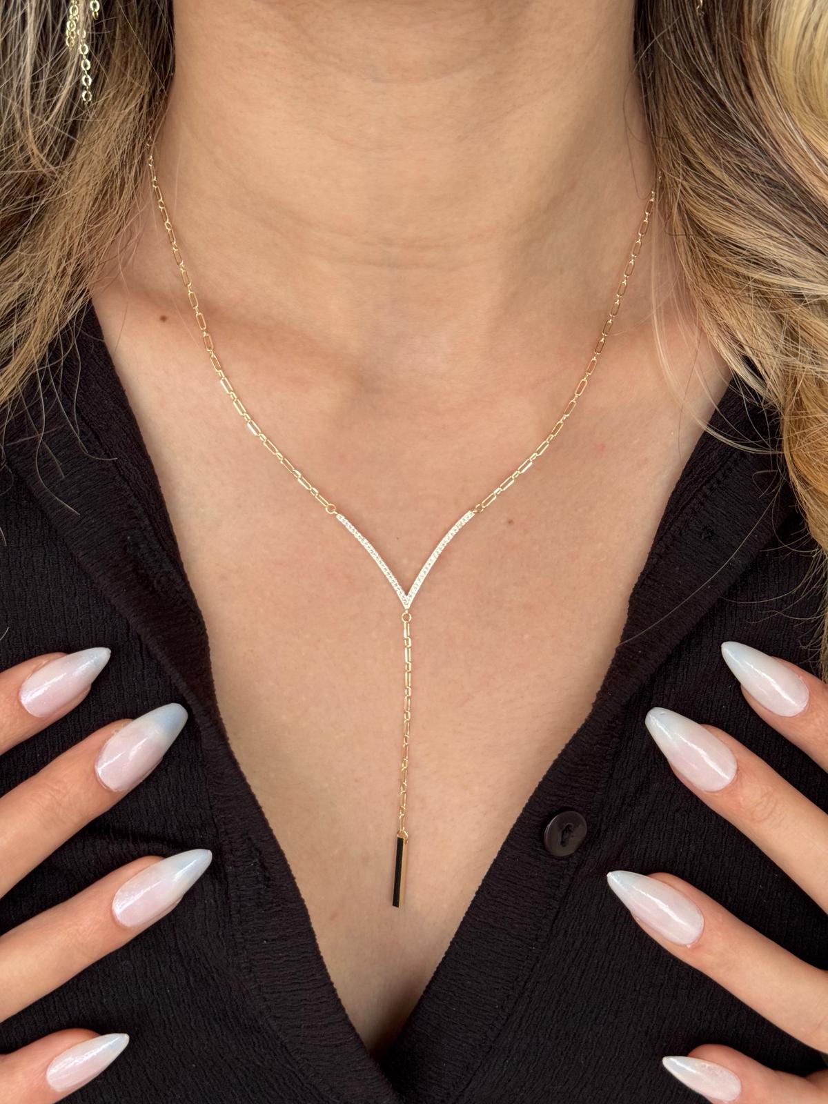 Zirkon Taşlı Tasarım Kolye