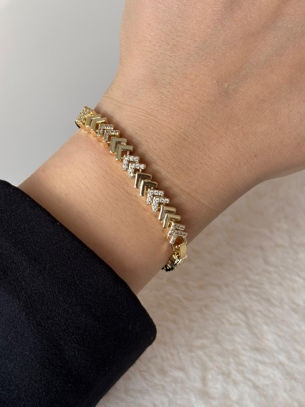 VIP Zircon Zigzag Bracelet