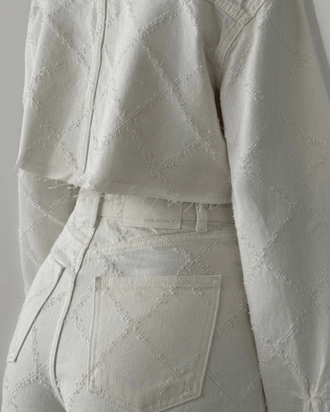 Baklava Nakış detaylı Beyaz Denim Pantolon Yüksek bel, düz paça