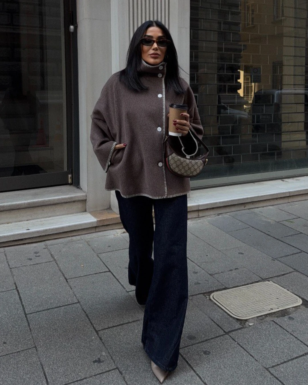 Dik Yaka Kaşe Ceket Dikiş Detaylı 