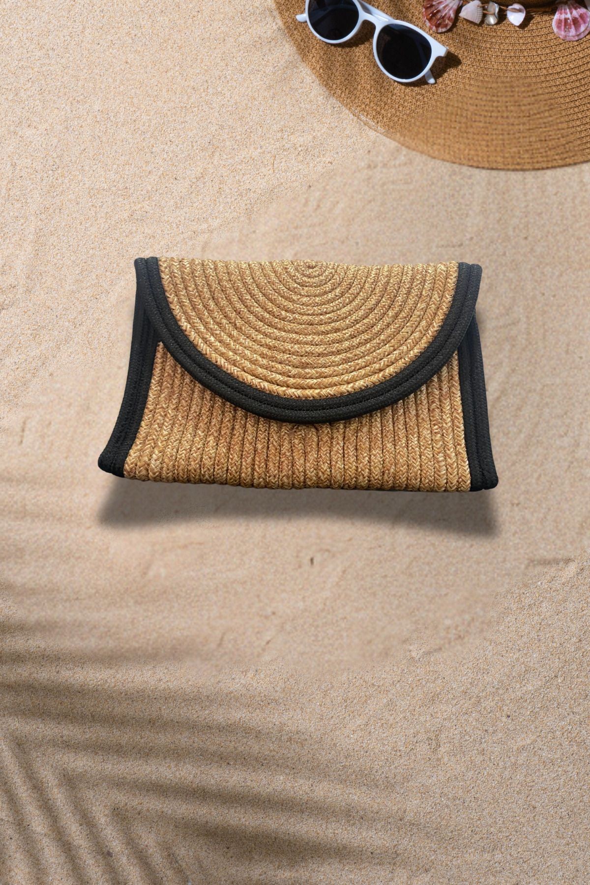 Siyah Kenarlı Hasır Görünümlü Clutch Çanta – El Geçmeli, Yazlık Model