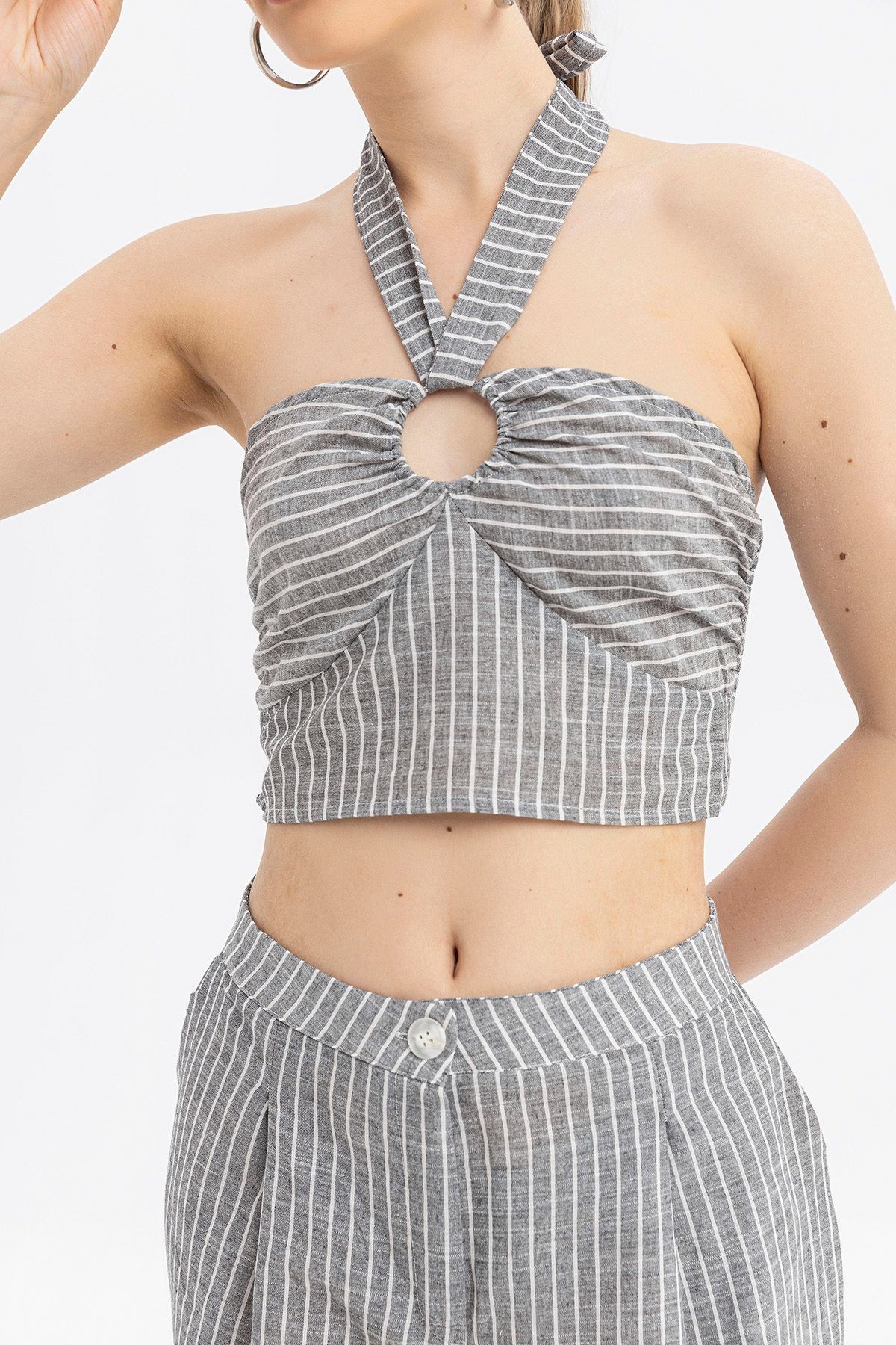 Pamuklu, Keten görünümlü, Çizgili Crop-Pantolon Takım-Metal halka ve kuşak ile boyundan bağlamalı
