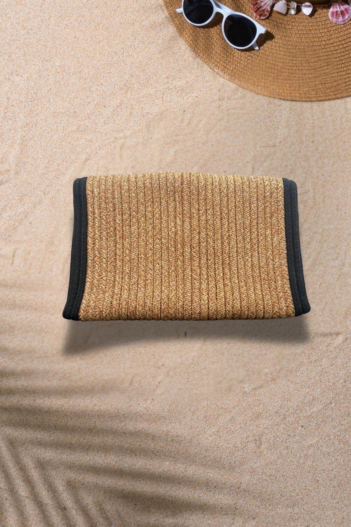Siyah Kenarlı Hasır Görünümlü Clutch Çanta – El Geçmeli, Yazlık Model