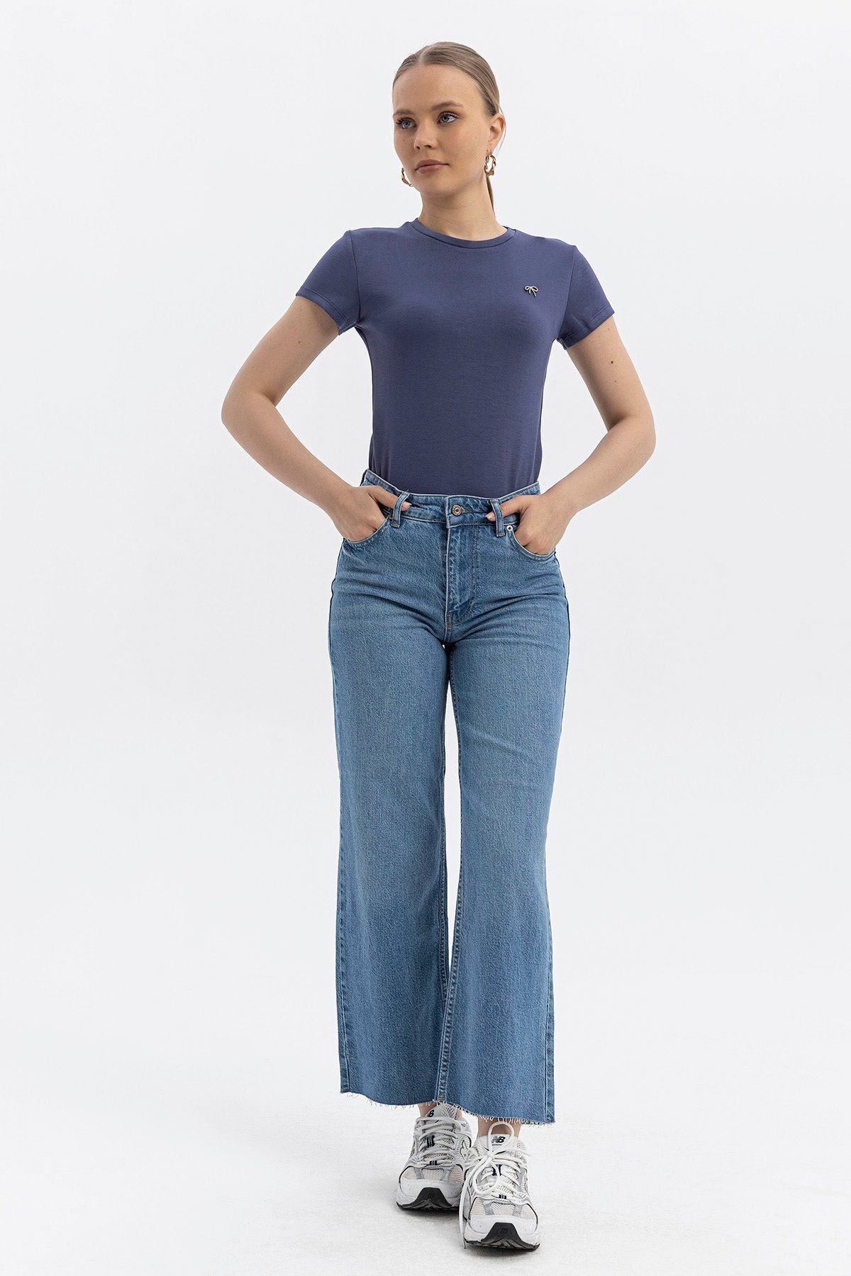 Beli kuşak detaylı, Kesik Paça Wide Leg Vintage Cut Jean Pantolon