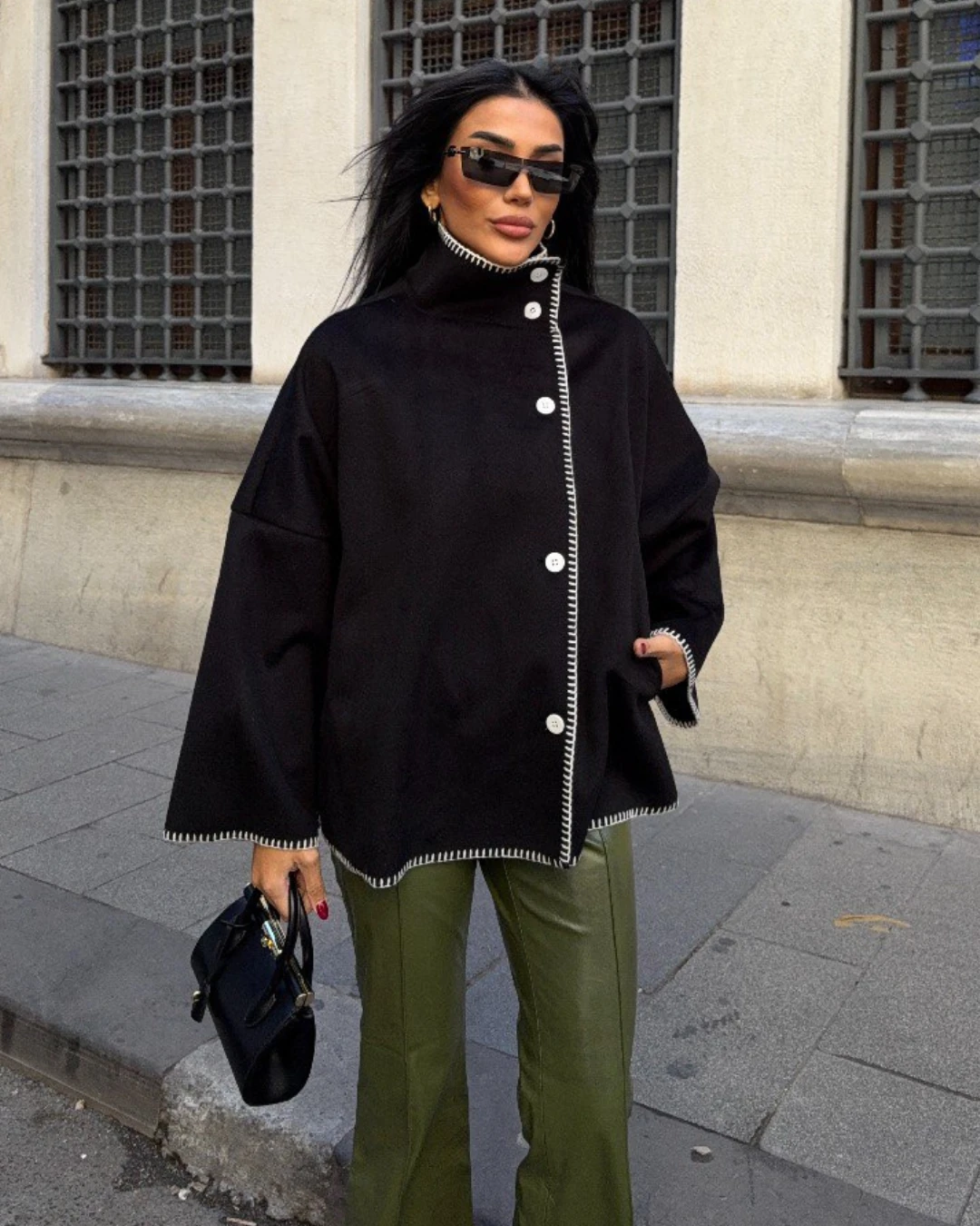 Dik Yaka Kaşe Ceket Dikiş Detaylı  - siyah