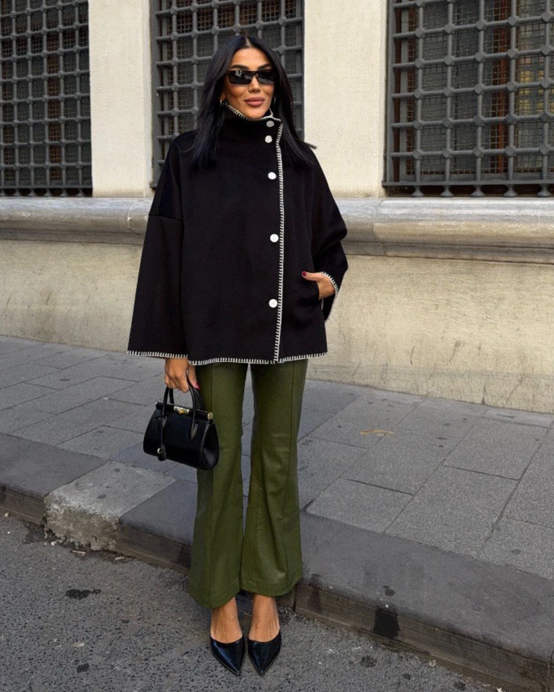 Dik Yaka Kaşe Ceket Dikiş Detaylı  - siyah