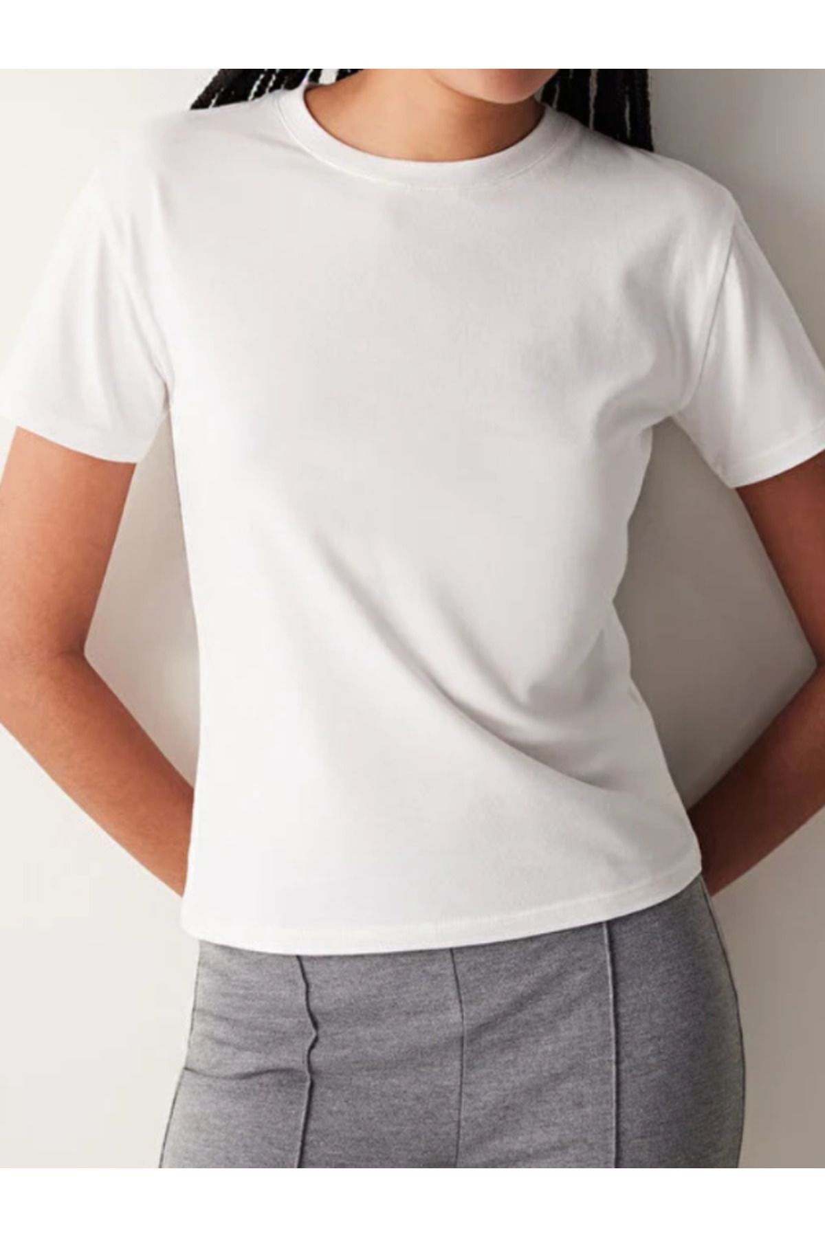 Bisiklet yaka 100% Pamuklu Basic Kısakol T-shirt