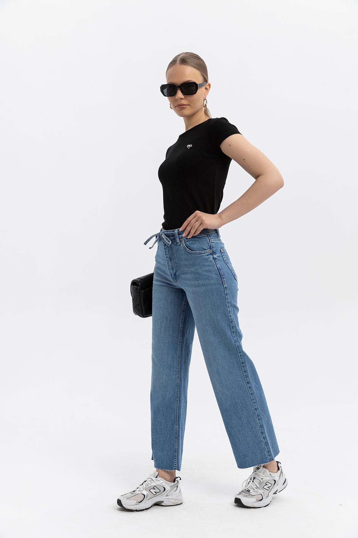 Beli kuşak detaylı, Kesik Paça Wide Leg Vintage Cut Jean Pantolon