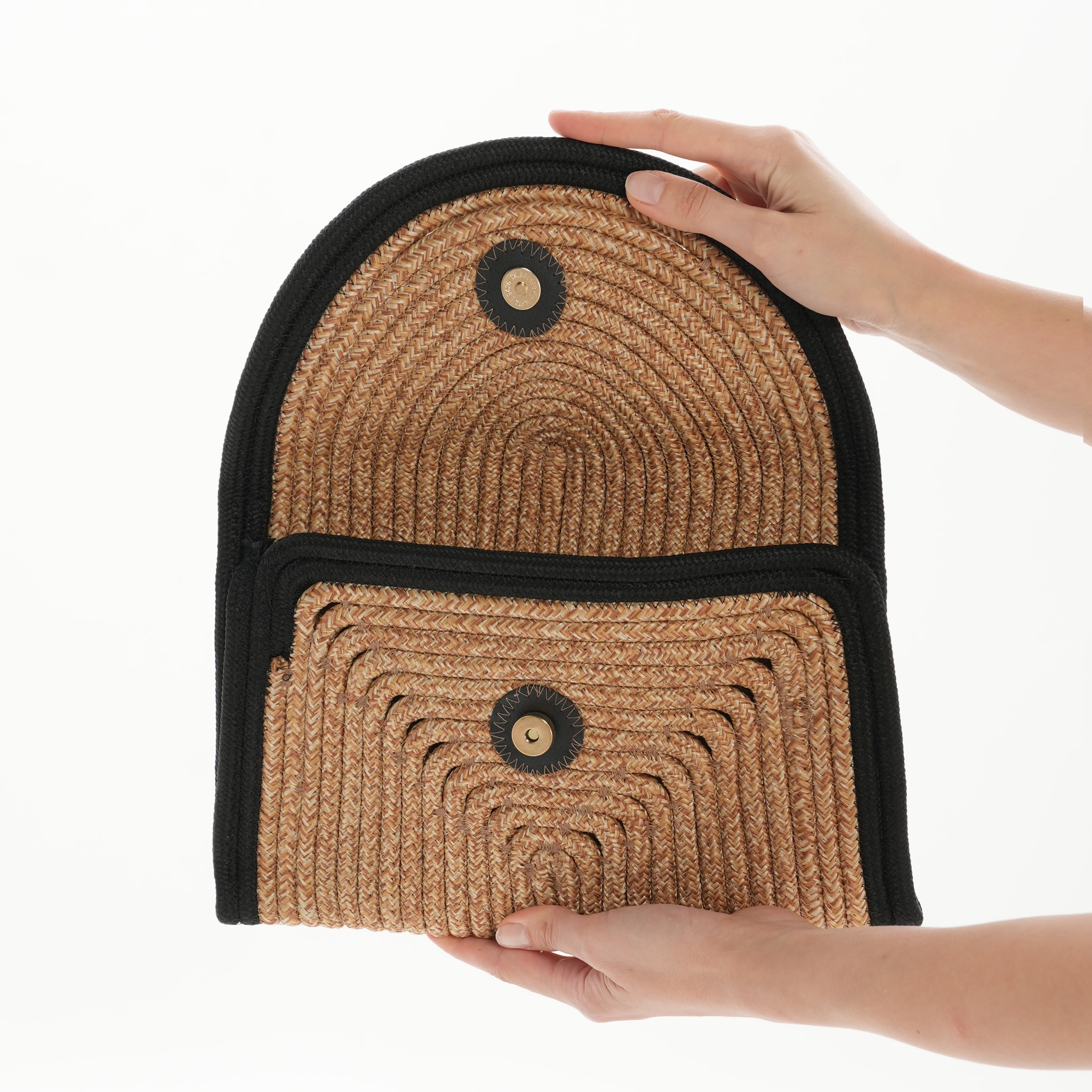 Biye Detaylı Hasır Görünümlü Clutch Çanta – El Geçmeli, Yazlık Model