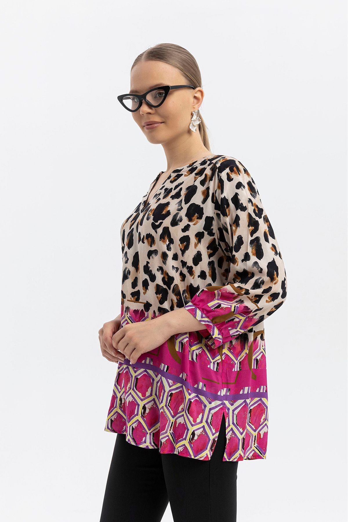%100 Viskon Desen Geçişli Oversize Bluz – Leopar & Geometrik Desen