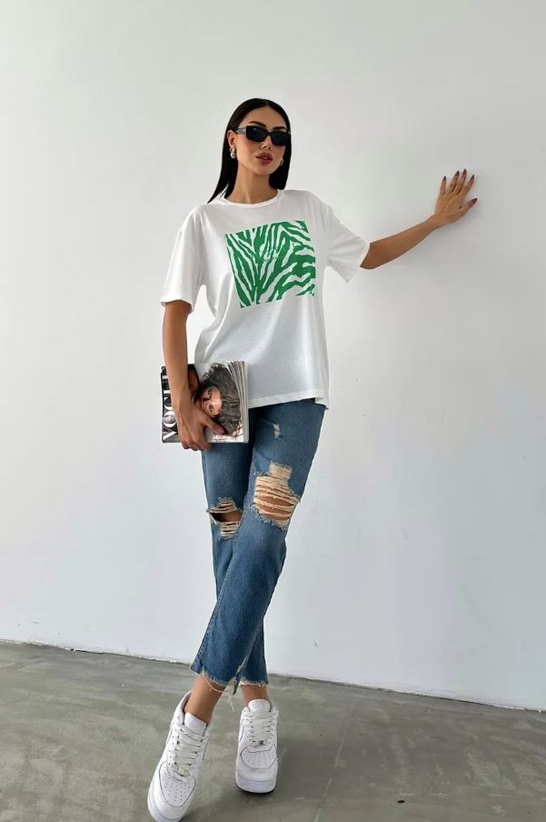 100% Pamuklu T-shirt Bisiklet yaka Baskılı-Relaxed Fit Yeşil Joyful baskılı - Beyaz