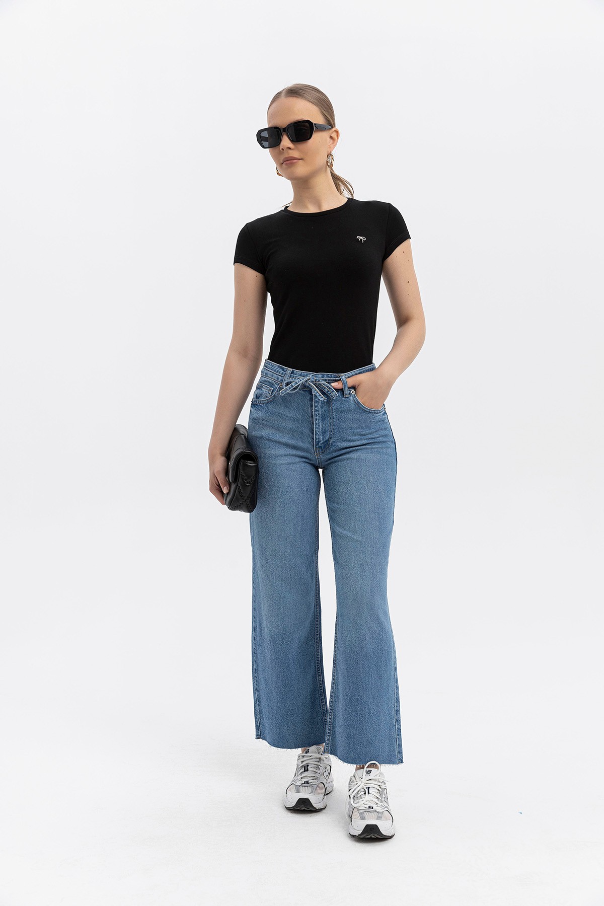 Beli kuşak detaylı, Kesik Paça Wide Leg Vintage Cut Jean Pantolon