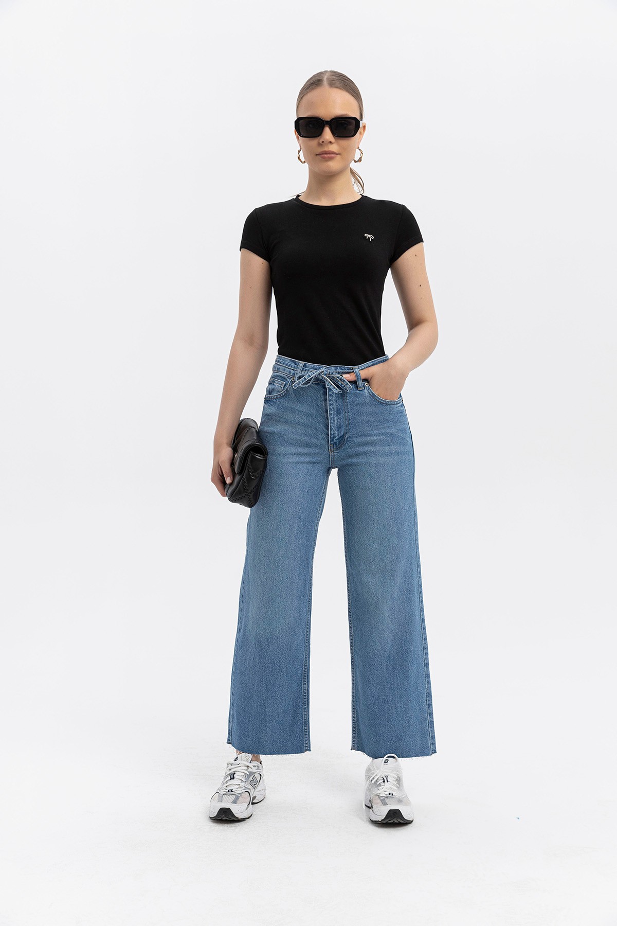 Beli kuşak detaylı, Kesik Paça Wide Leg Vintage Cut Jean Pantolon