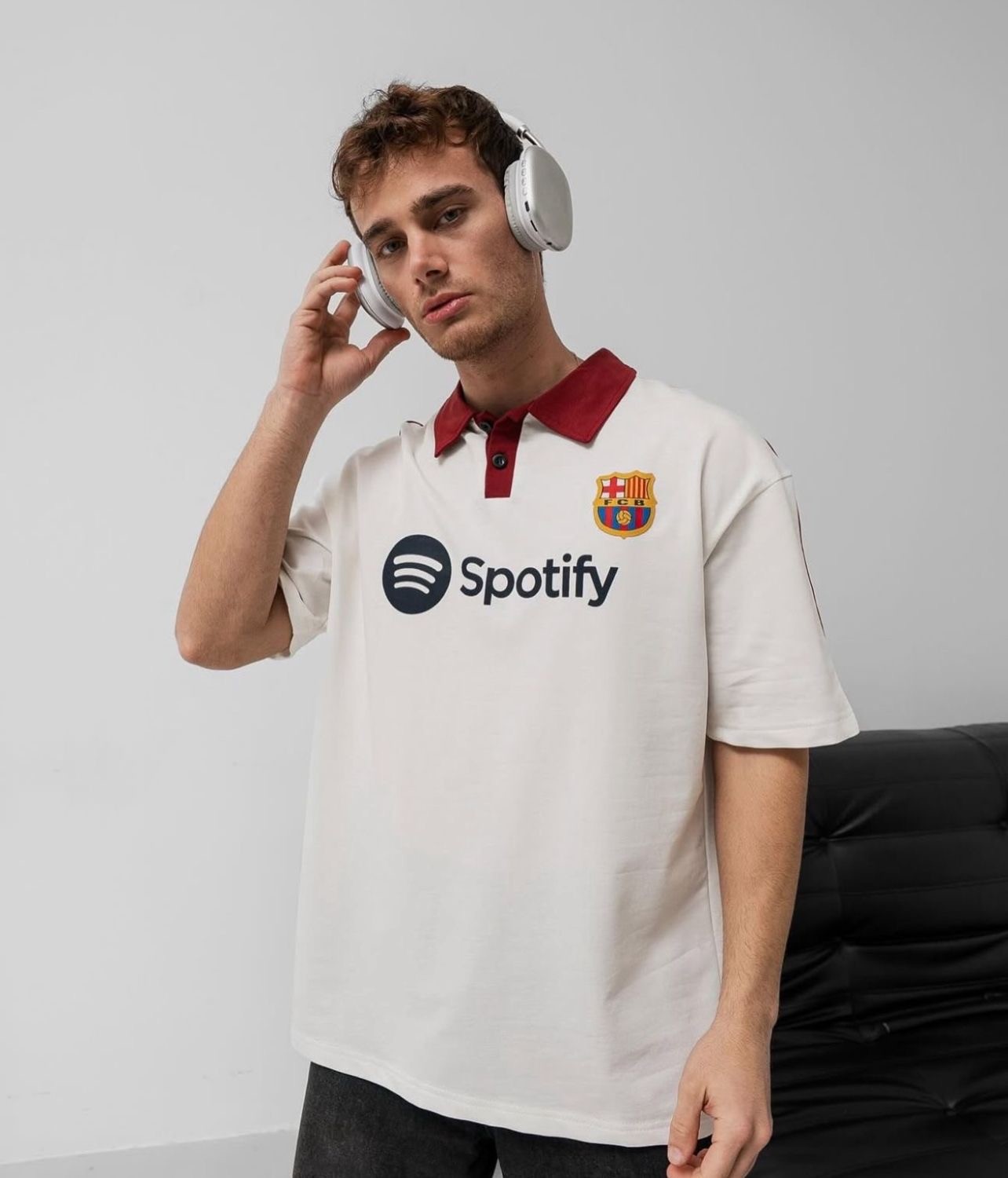 BEYAZ YAKA FCB TSHIRT