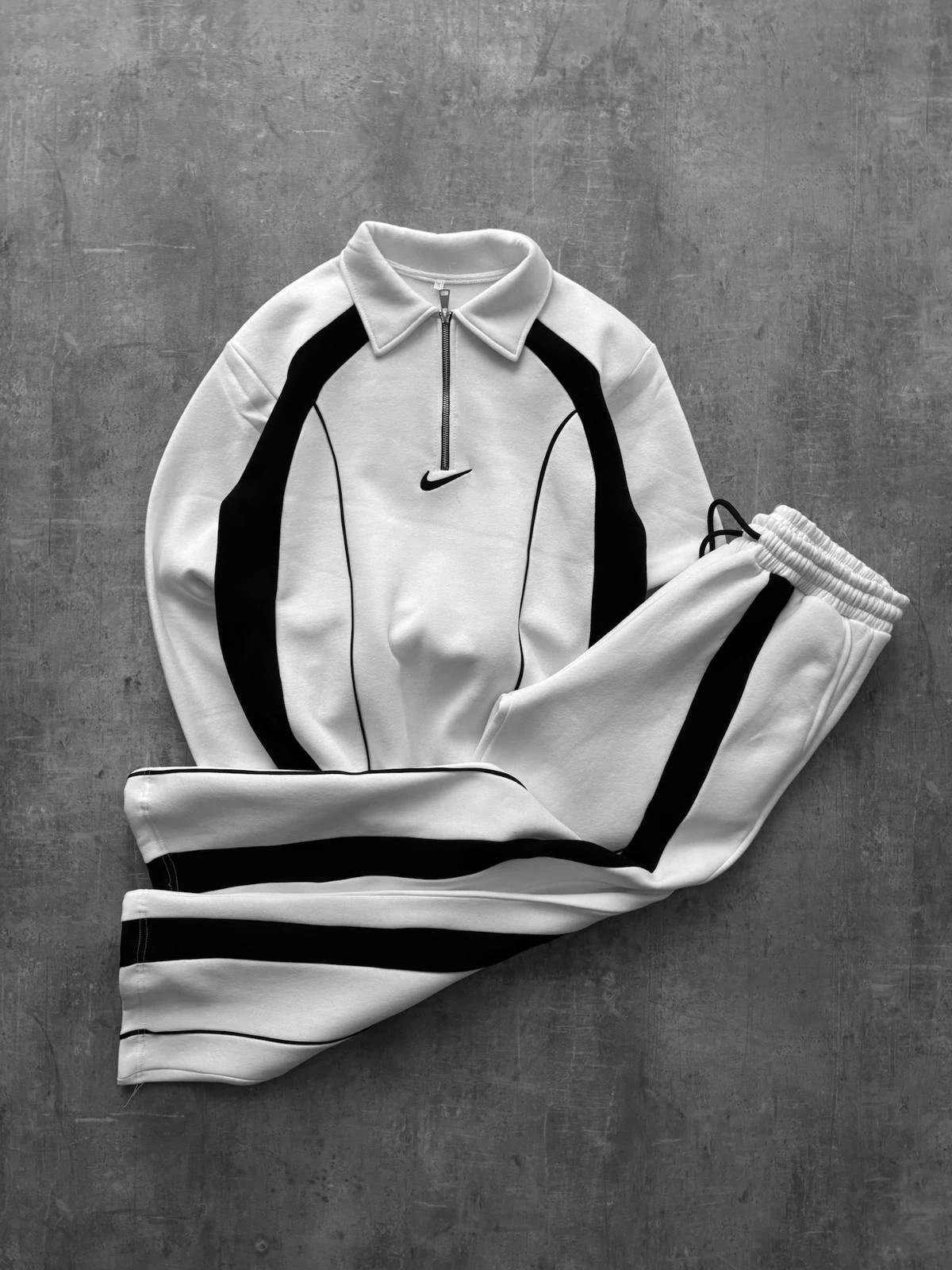 BEYAZ YARIM FERMUARLI TAKIM (SC602)