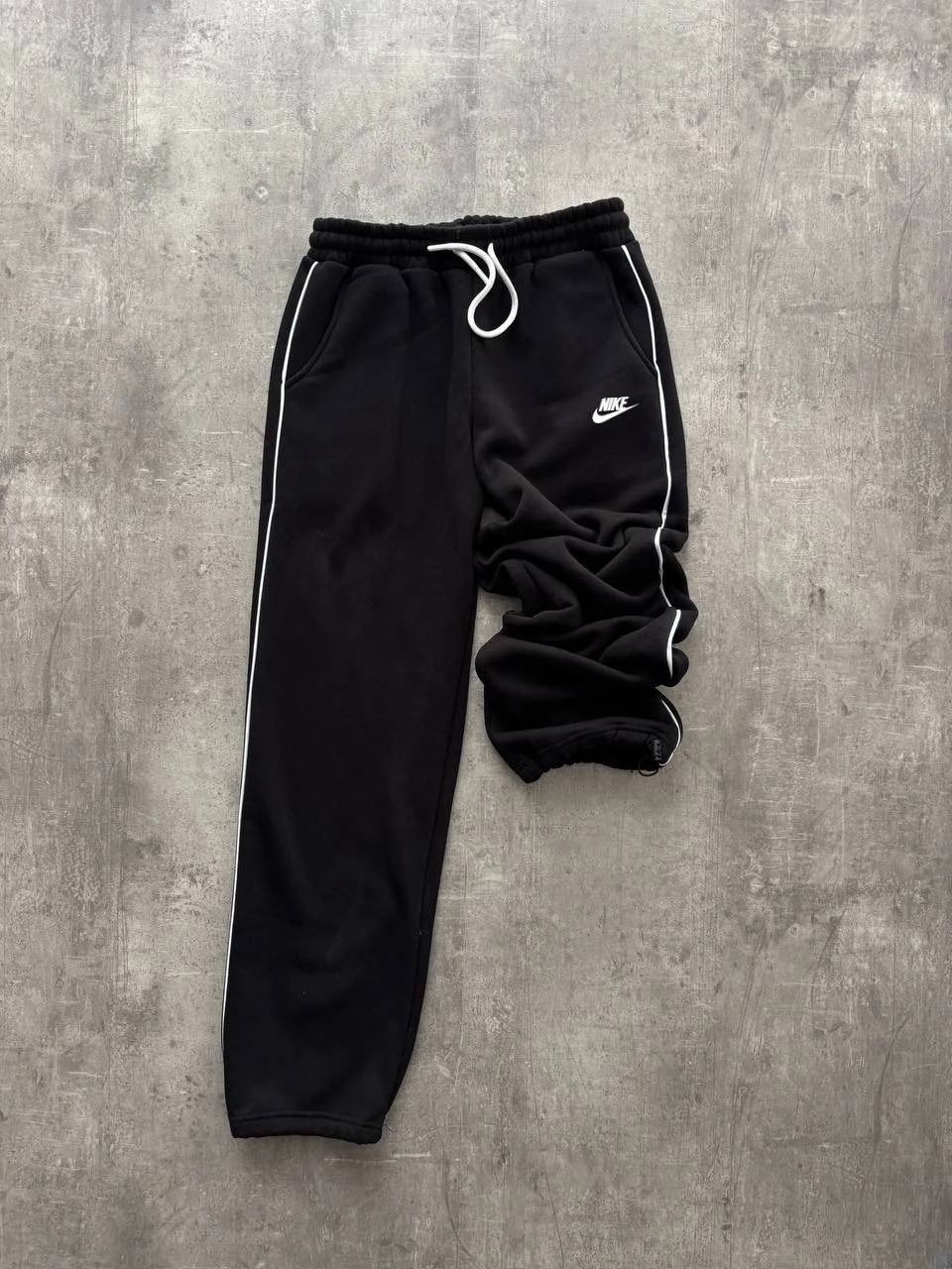 SİYAH BOL PAÇA UFACIK EŞOFMAN (SC593)