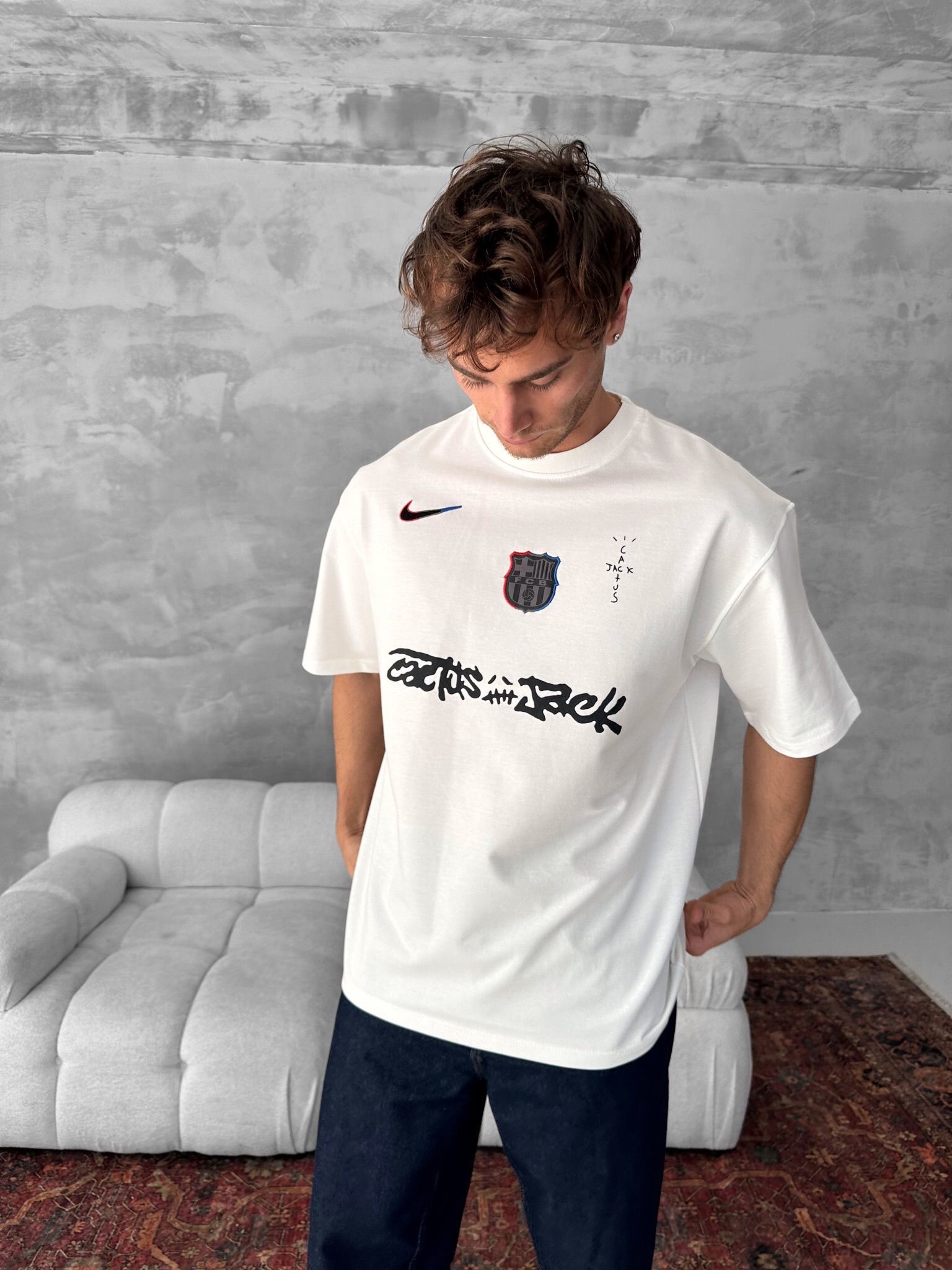 BEYAZ TRAVIS TSHIRT