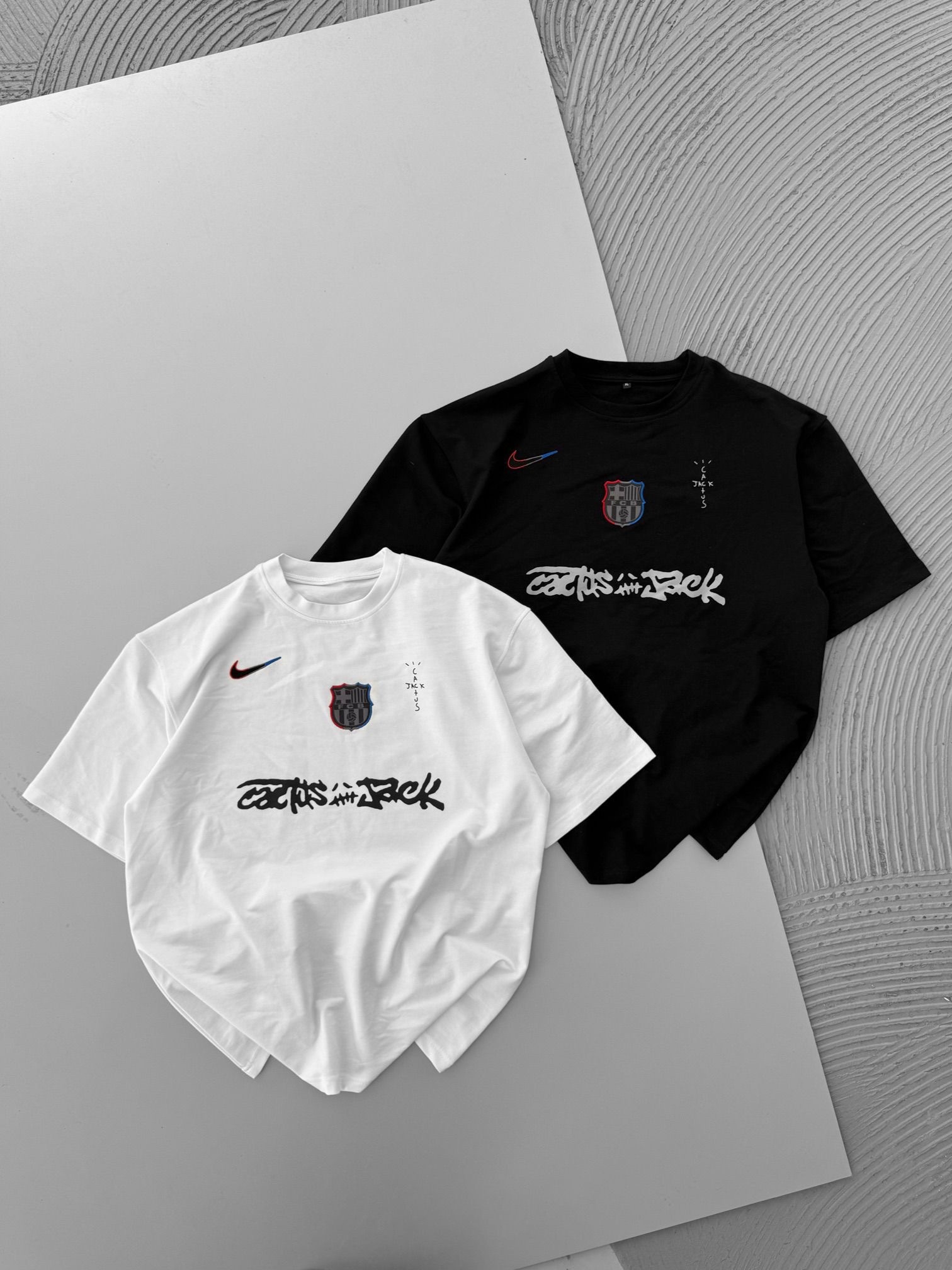 BEYAZ TRAVIS TSHIRT