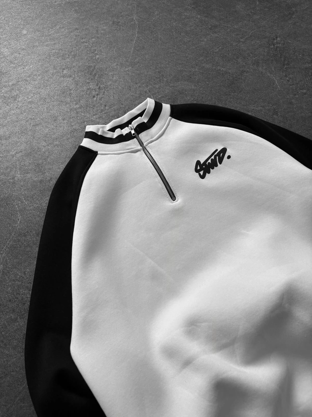 BEYAZ YARIM FERMUAR STWD SWEAT (SC554)