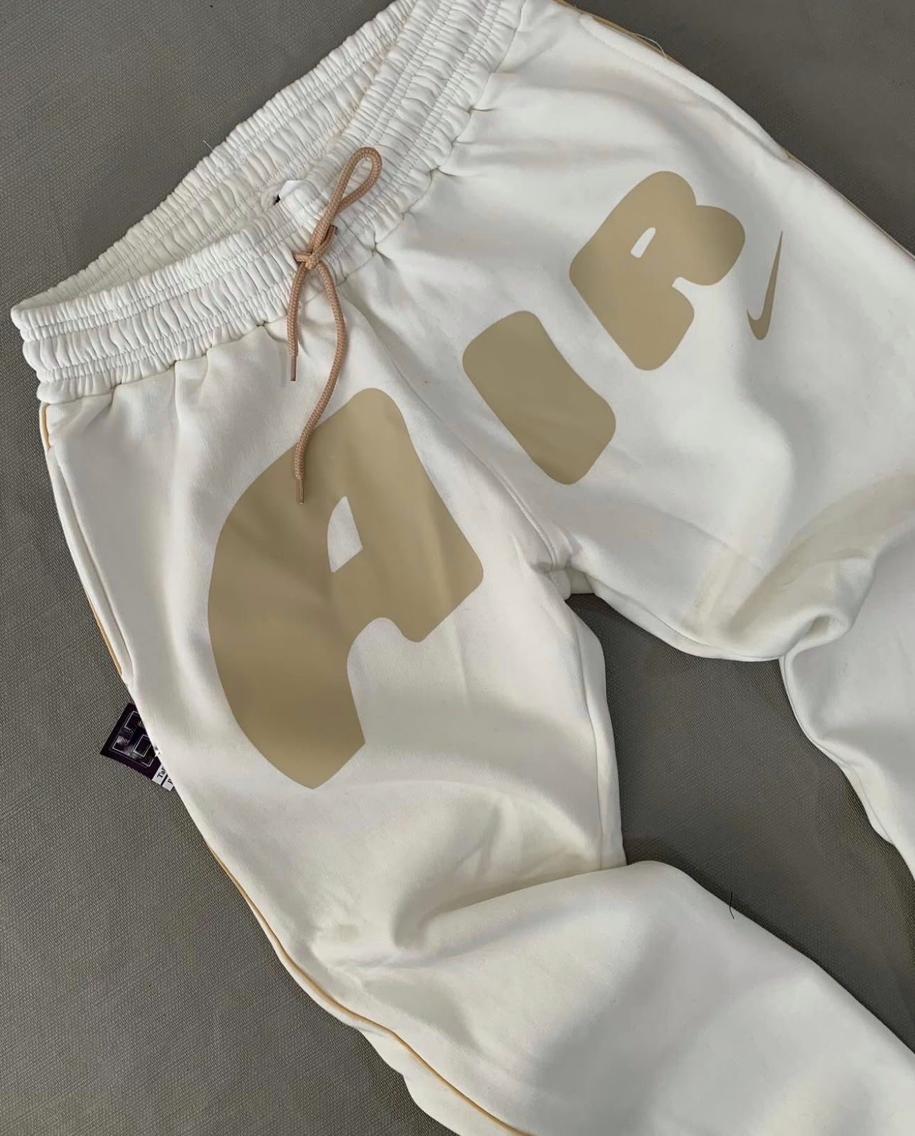 BEYAZ NIKE AIR EŞOFMAN