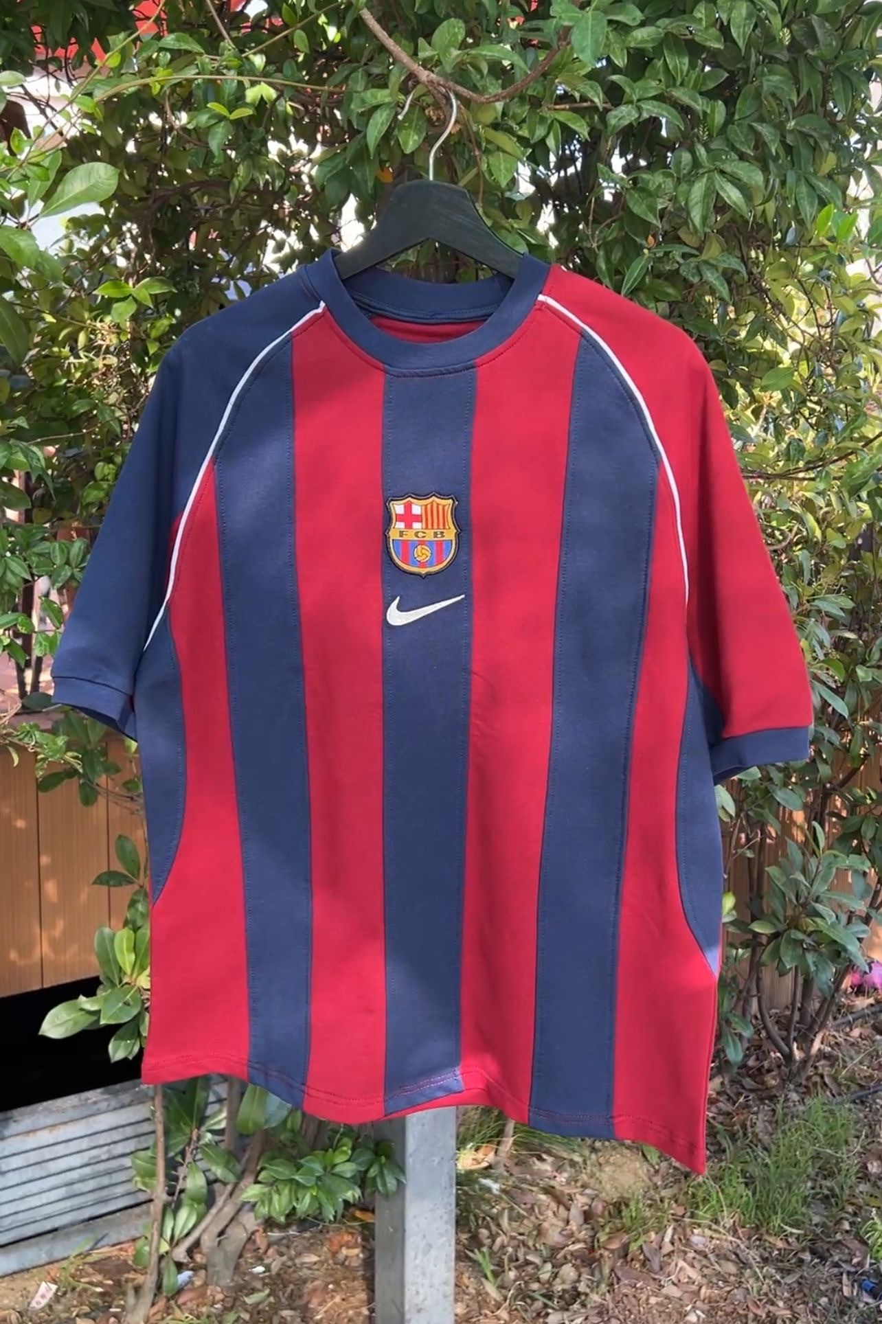 BORDO ÇİZGİLİ BARÇA TSHIRT (SC242)