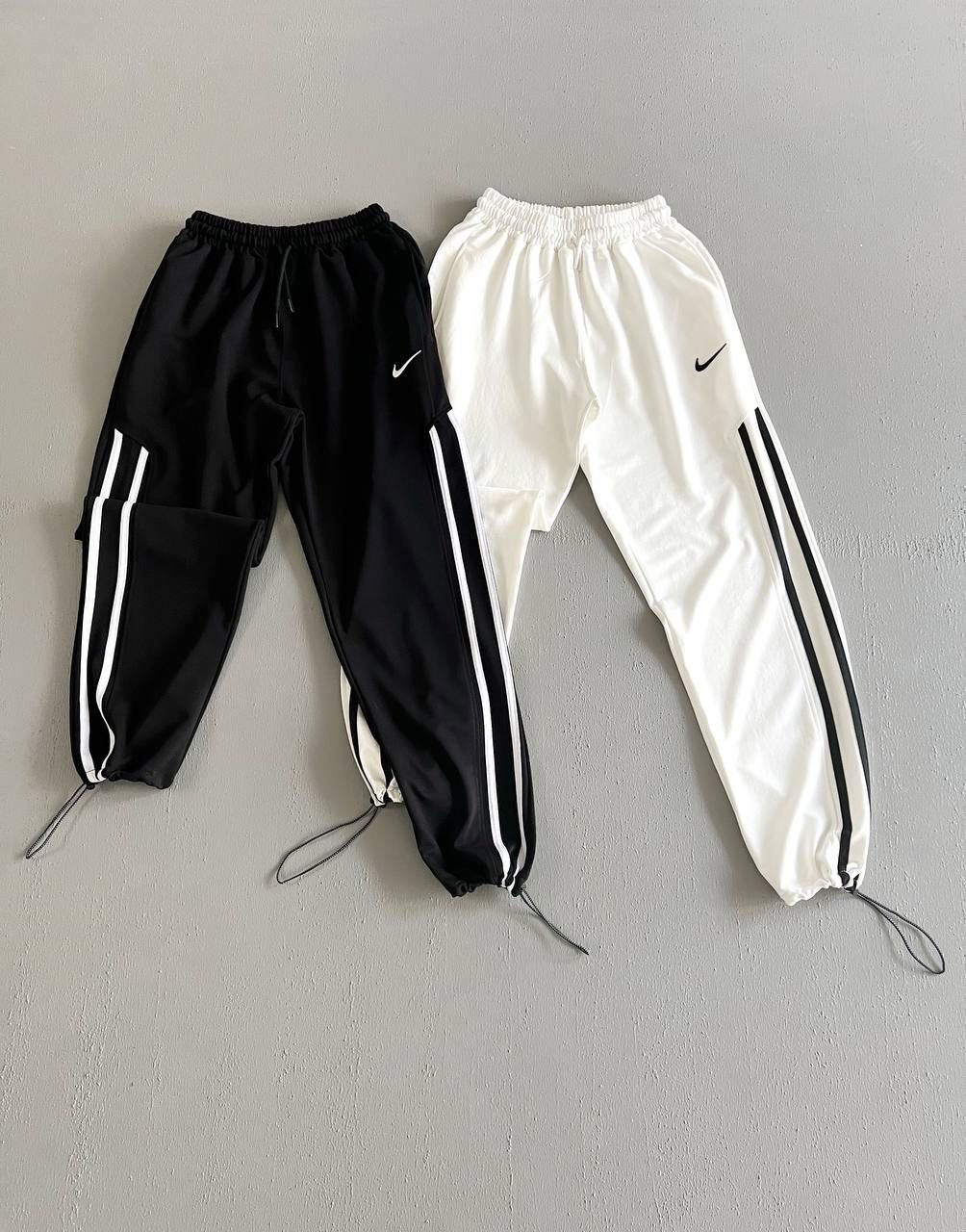 SİYAH PAÇA DETAY NIKE EŞOFMAN