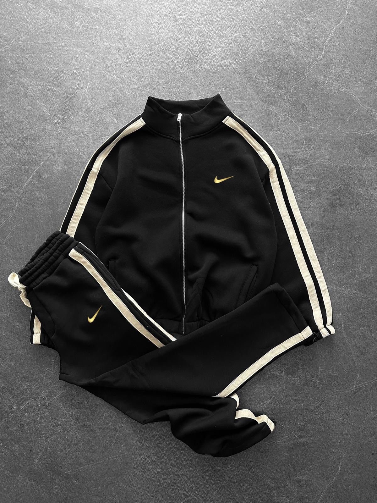 SİYAH KALIN BİYE GOLD NIKE TAKIM (SC447)