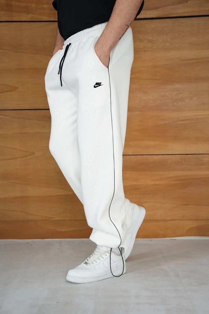 BEYAZ BOL PAÇA UFACIK EŞOFMAN (SC592)