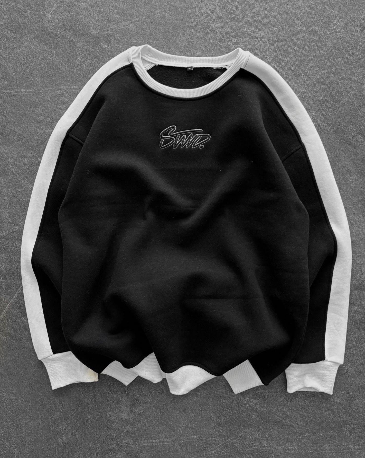 SİYAH NAKIŞ STWD SWEAT (SC493)