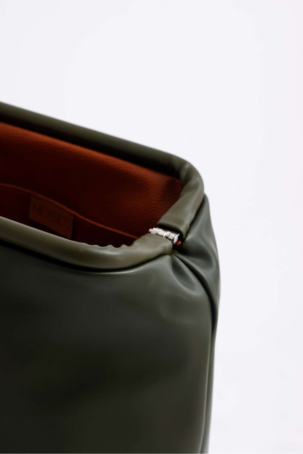 DERİ CLUTCH EL ÇANTASI