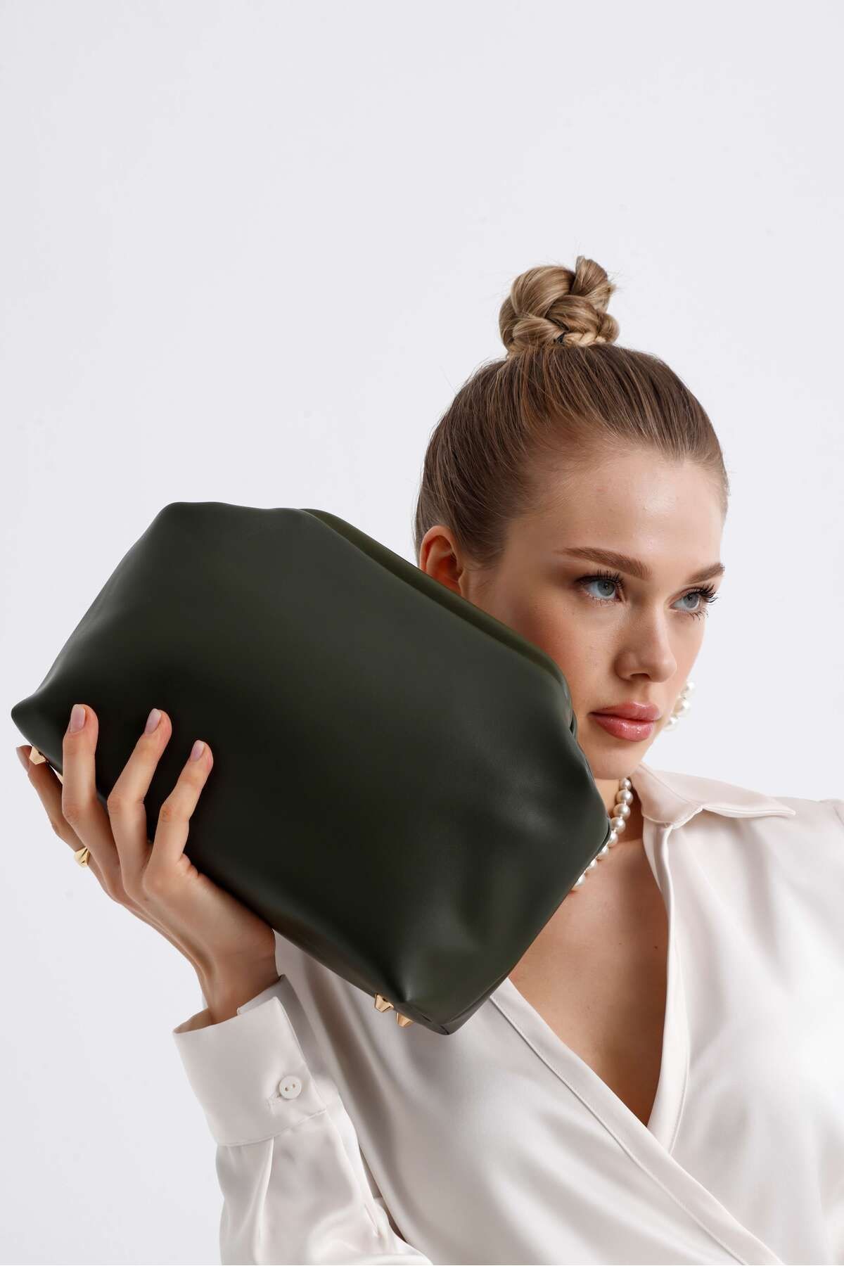 DERİ CLUTCH EL ÇANTASI