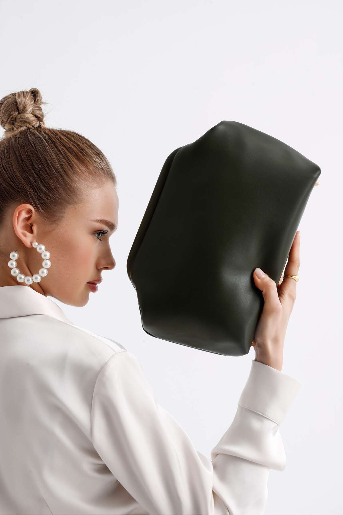 DERİ CLUTCH EL ÇANTASI