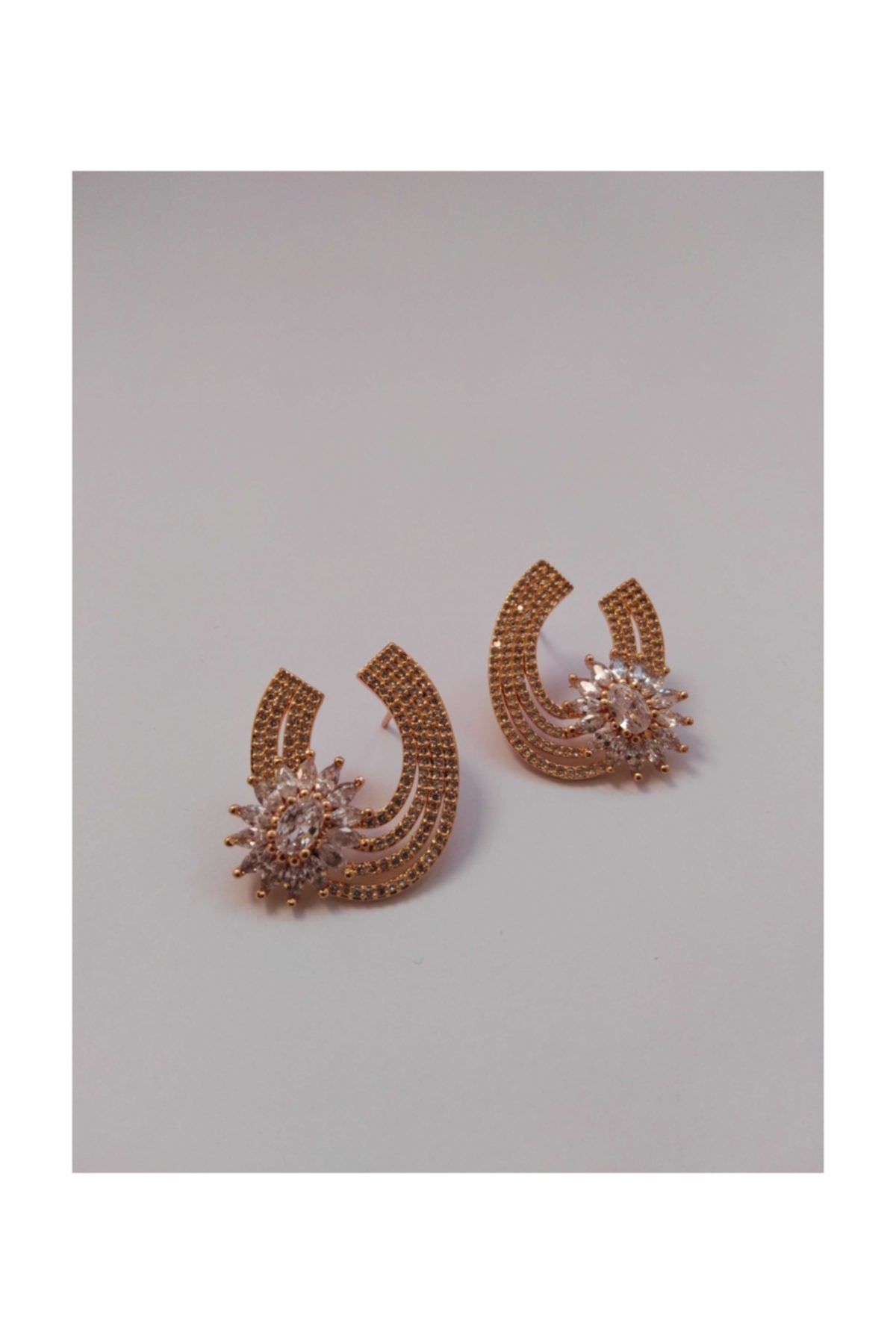 Zirkon Taşlı Pirinç Küpe - Gold