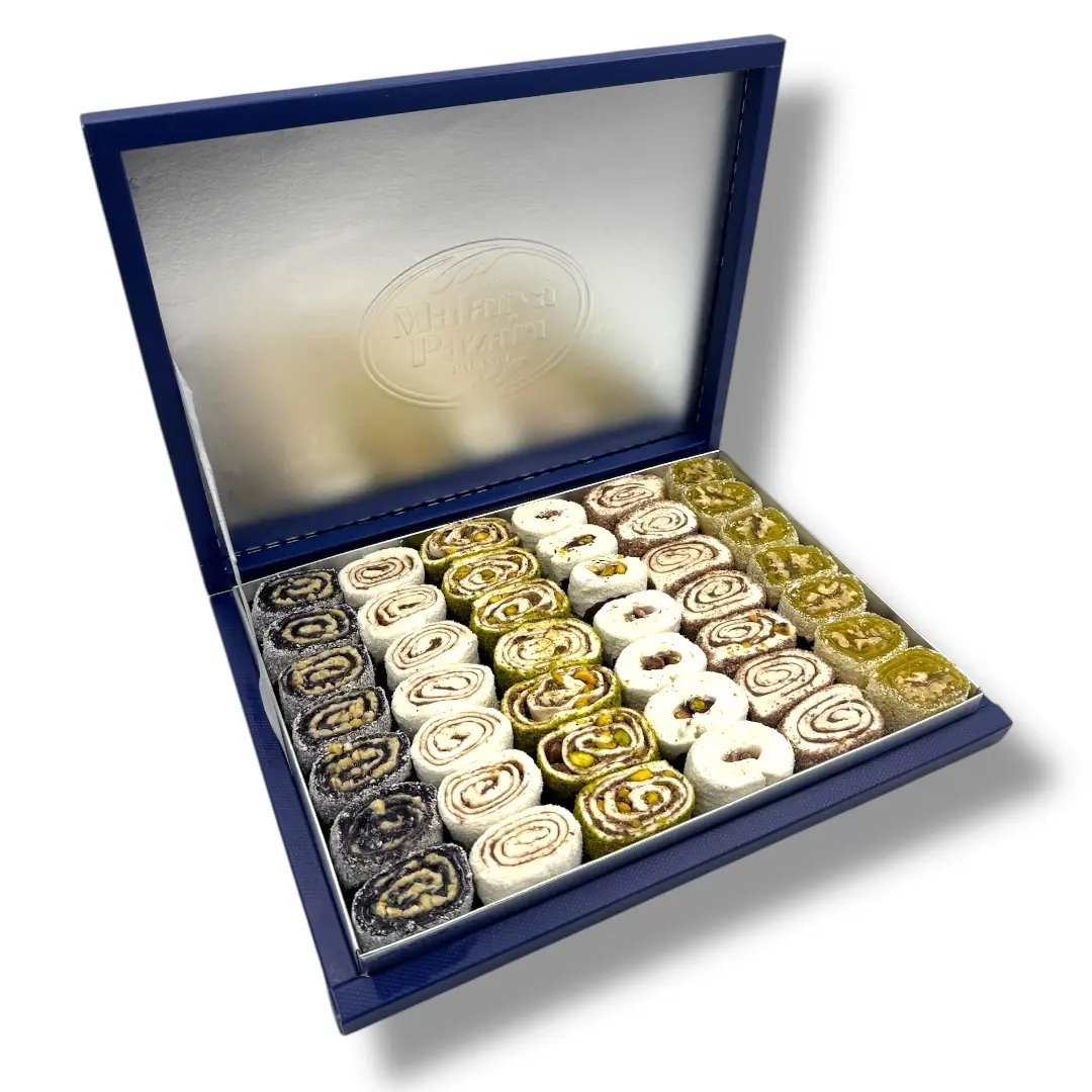 Saks Mavisi Askılı Kutu Karışık Sarma Lokum 1350 g