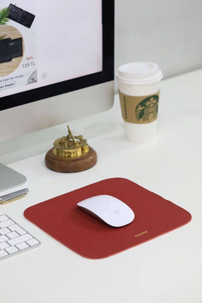 Guard Kırmızı Hakiki Deri Mouse Pad 22X22 cm P22X22