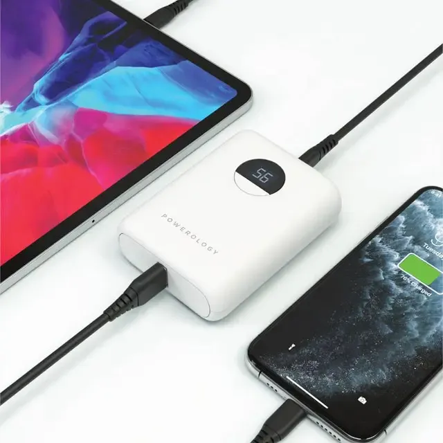 Ultra Kompakt 10000mAh Dijital Ekranlı Powerbank, 20W PD ve QC 3.0 Hızlı Şarj Destekli