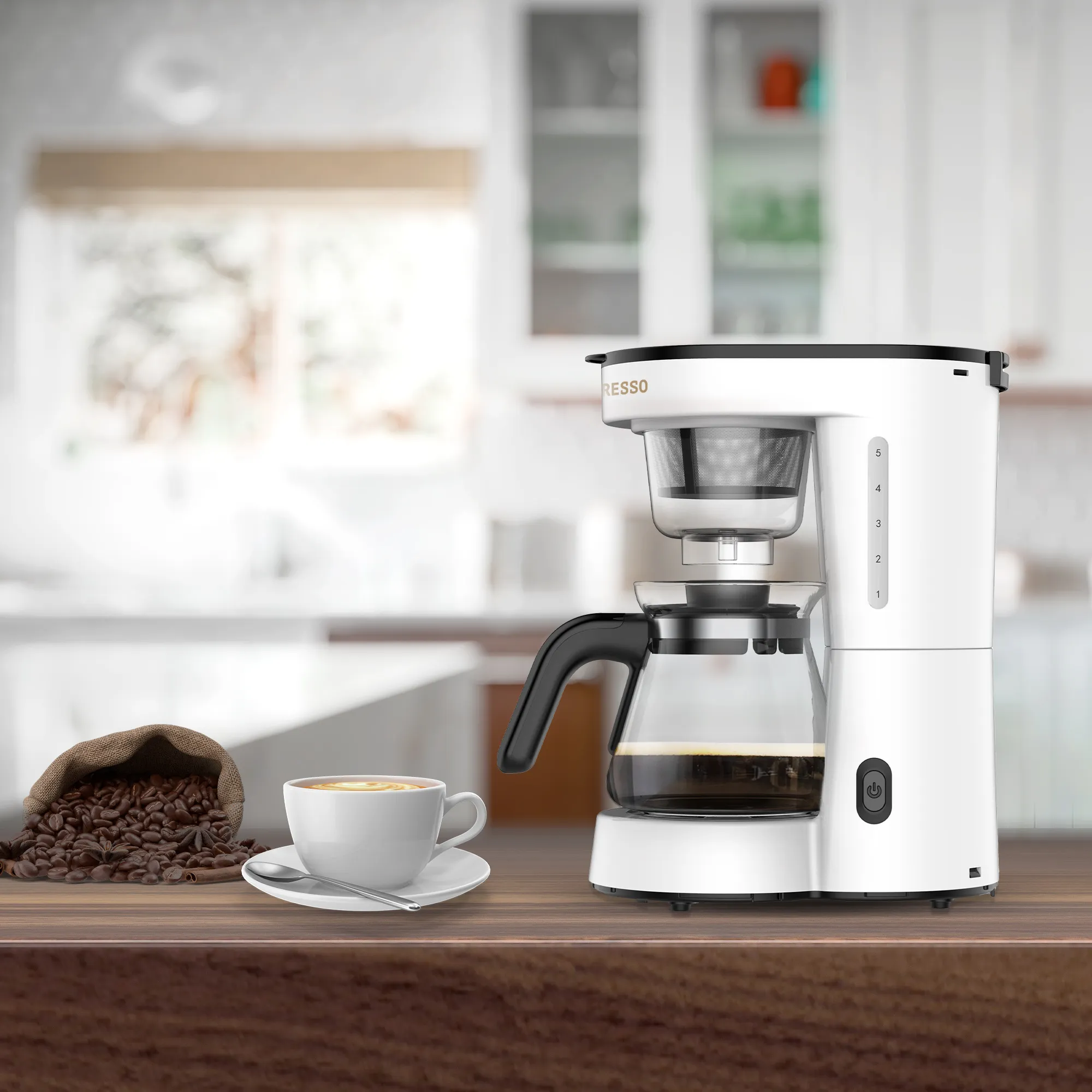 0.75L Şeffaf Filtre Kahve Makinesi, 6 Fincan Kapasiteli, Sıcak Tutma ve Otomatik Kapanma, Beyaz