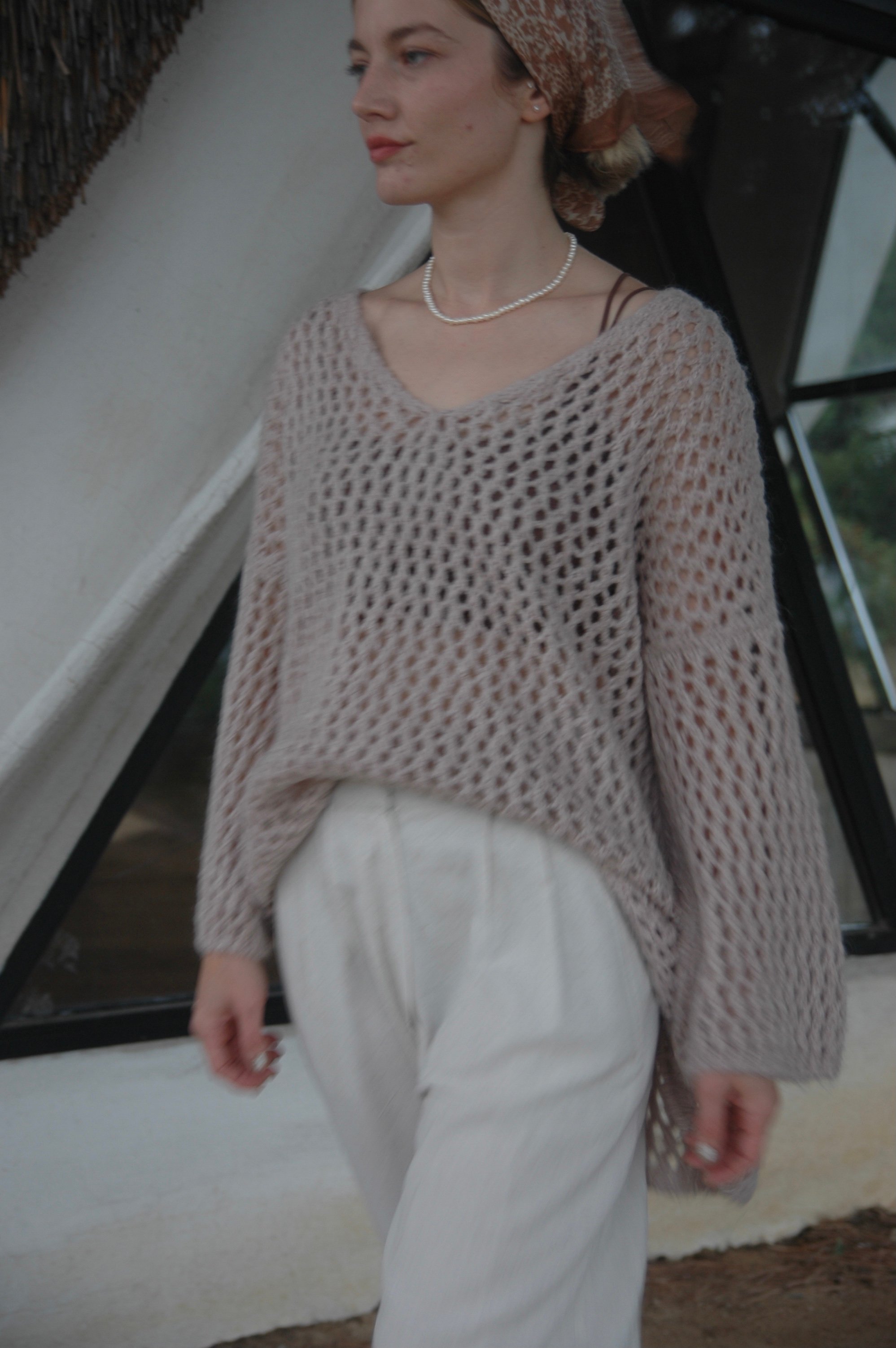 Hole Sweater - cold beige