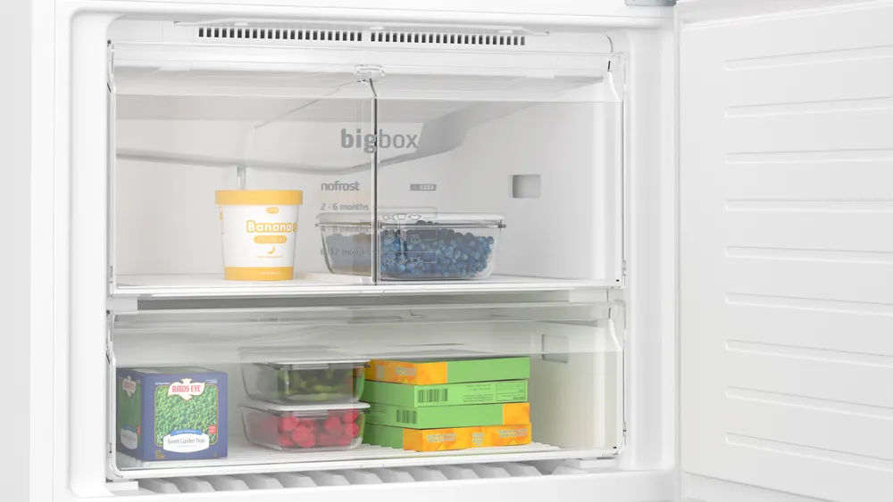 Profilo BD3086WEVN Alttan Donduruculu Buzdolabı 186 x 86 cm Beyaz