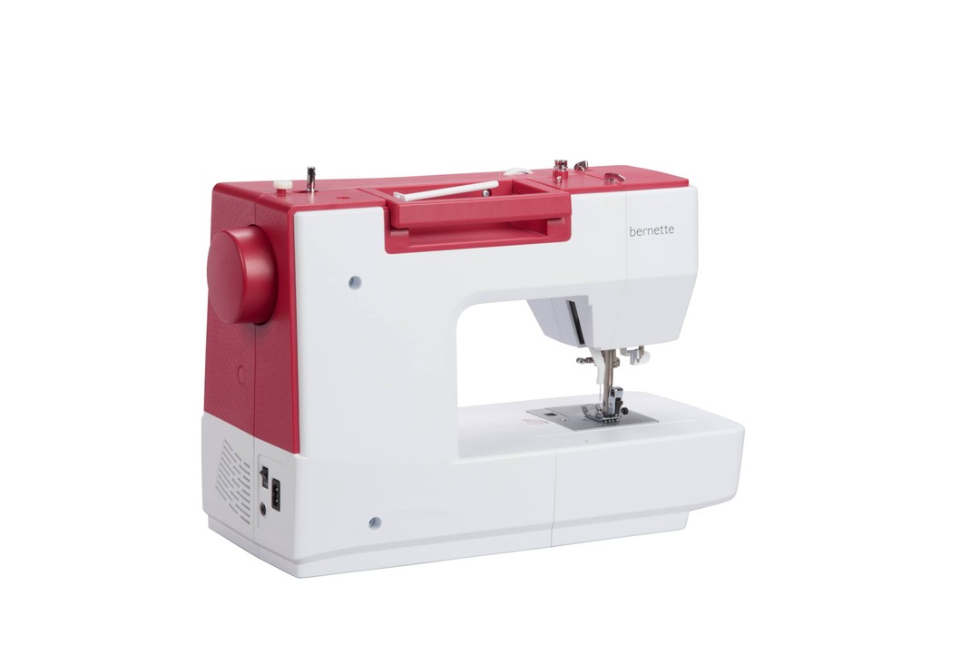 Sew go. Bernina Bernette Sew&go 7. Bernina Bernette Sew&go 8. Швейная машина Bernina Bernette Sew&go 3. Швейная машина Bernina Bernette Sew&go 1.