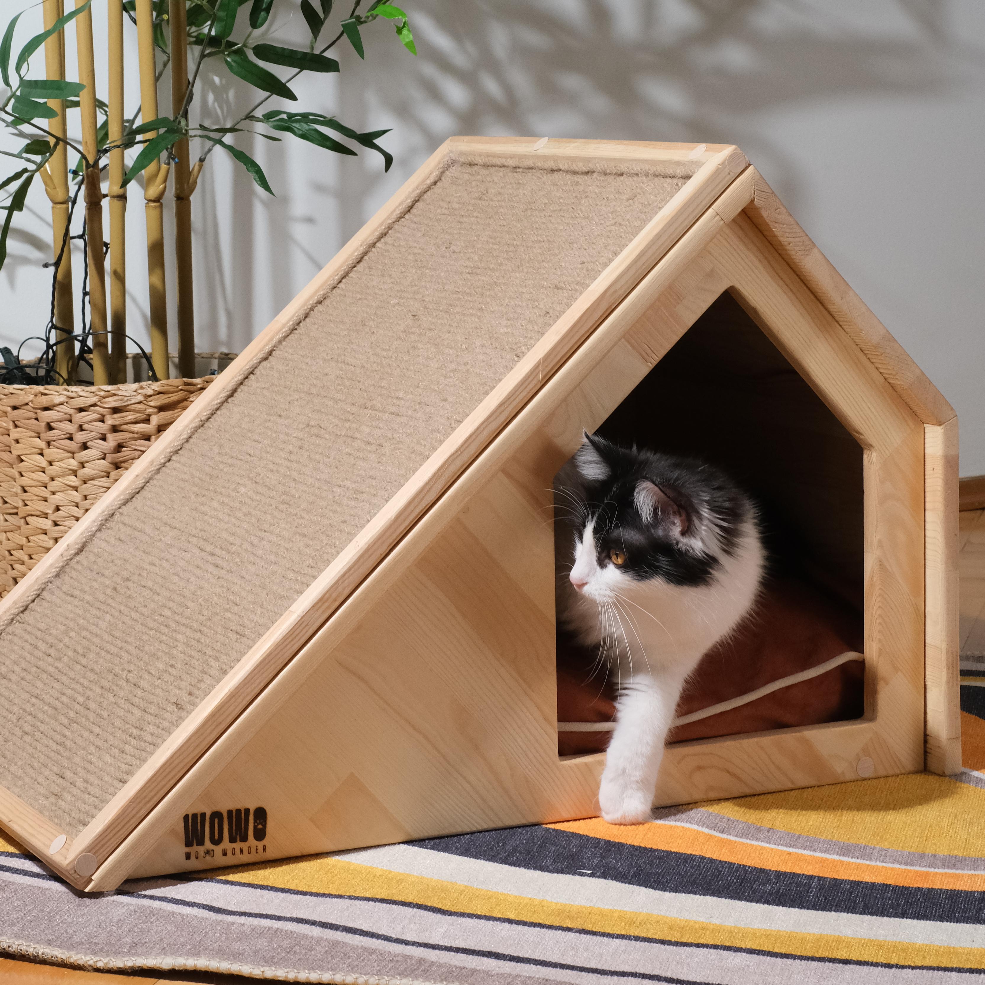 TORA - Tırmalamalı Tasarım Ahşap Kedi Evi