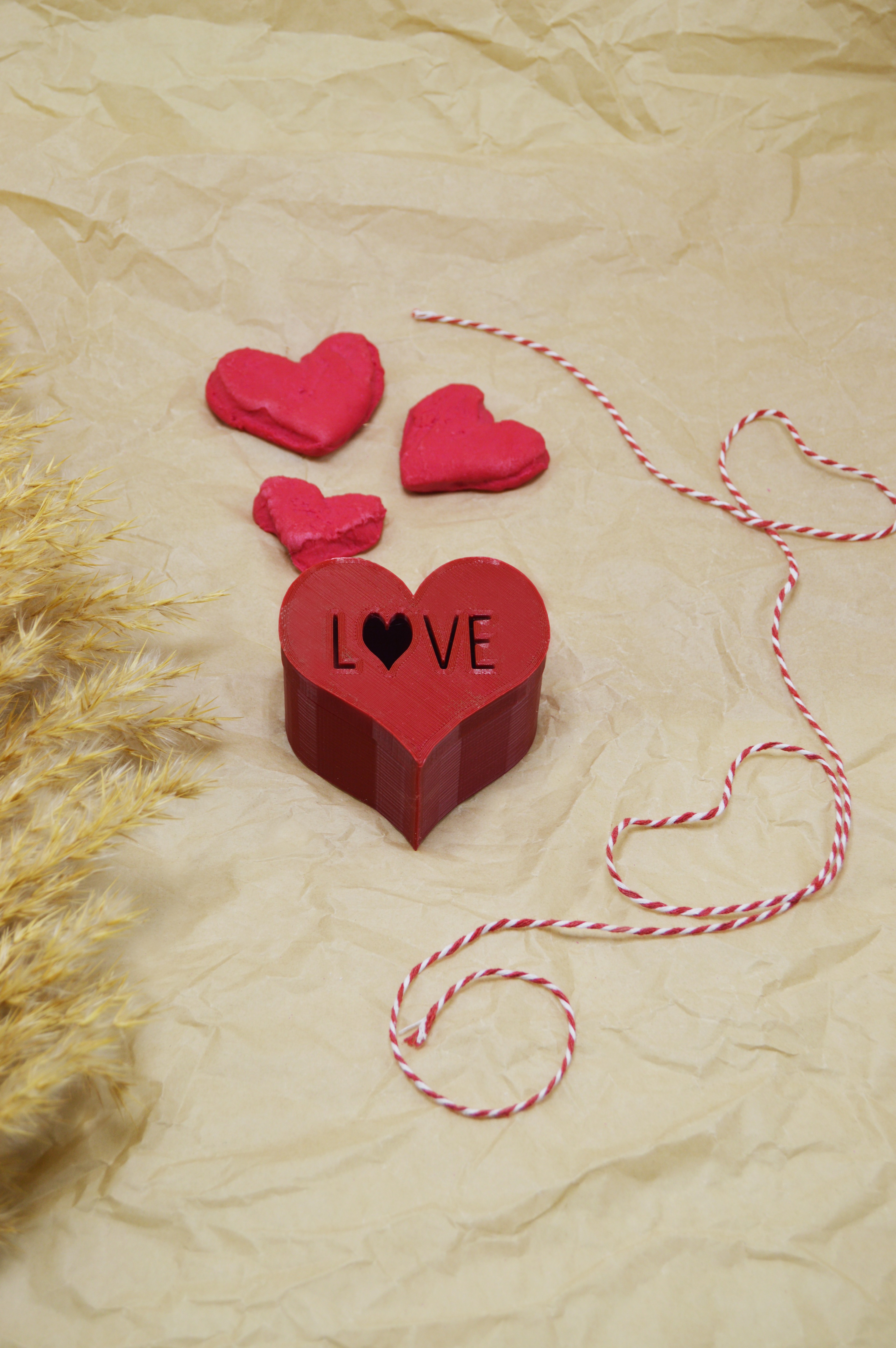 Love Yazılı Kalpli Anneye Sevgiliye Hediye Kutusu 7cmx4cm