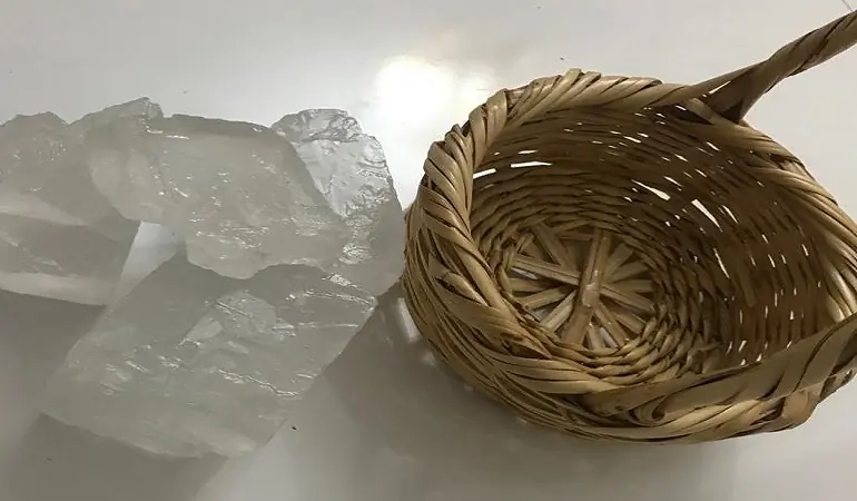 Saf Kristal Sole Tuzu