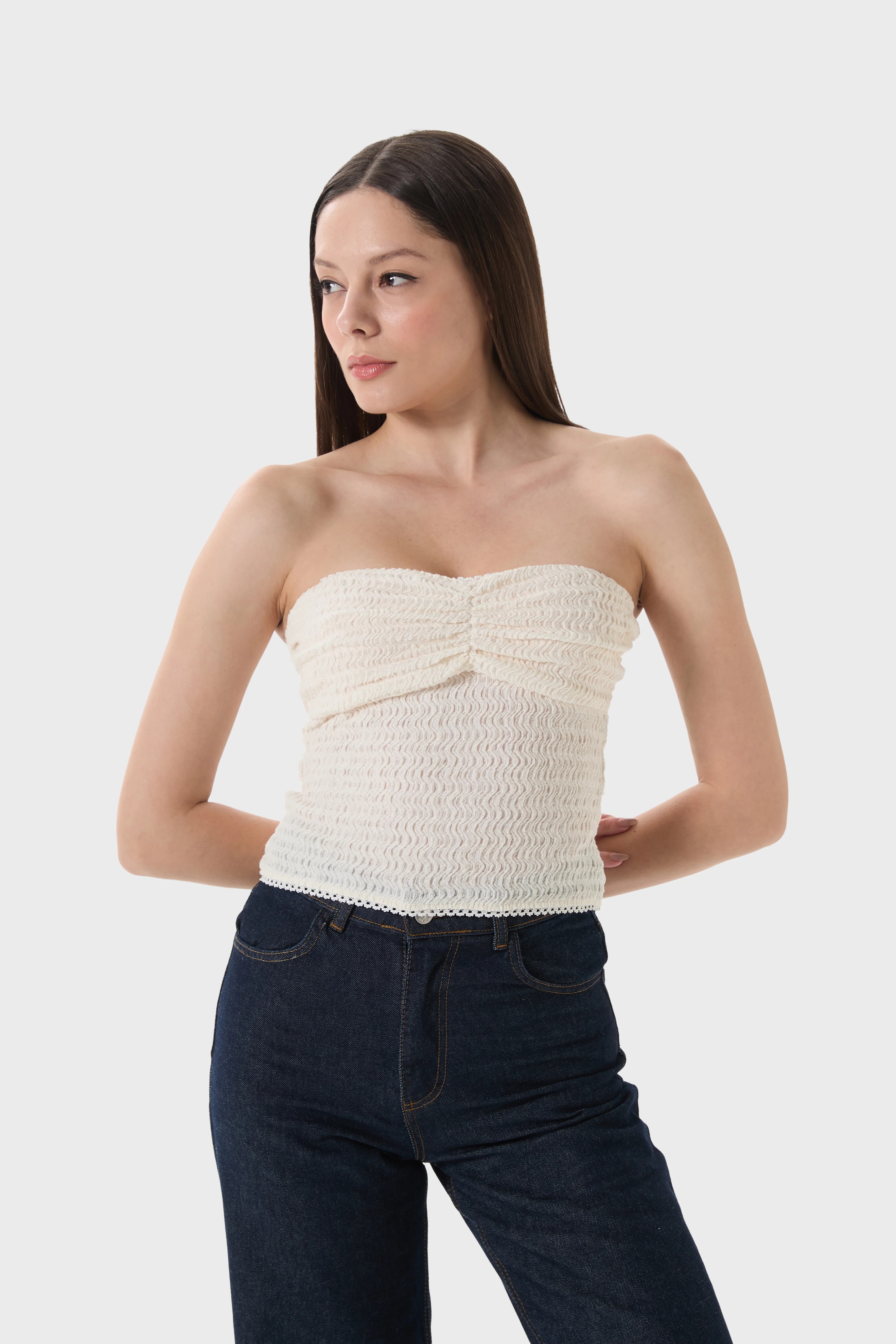 Straplez Crop